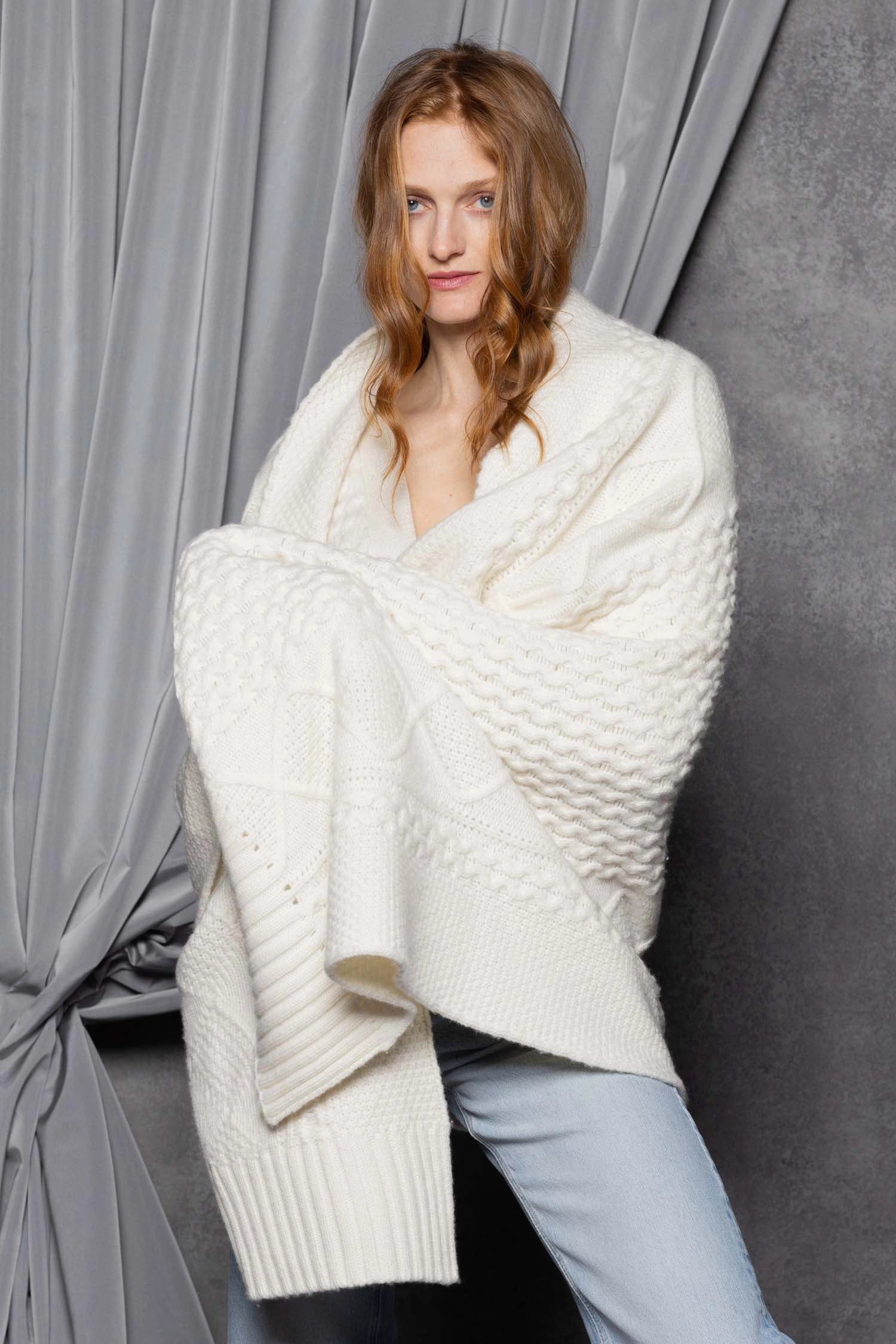 Cashmere Aran Throw Blanket in Cream