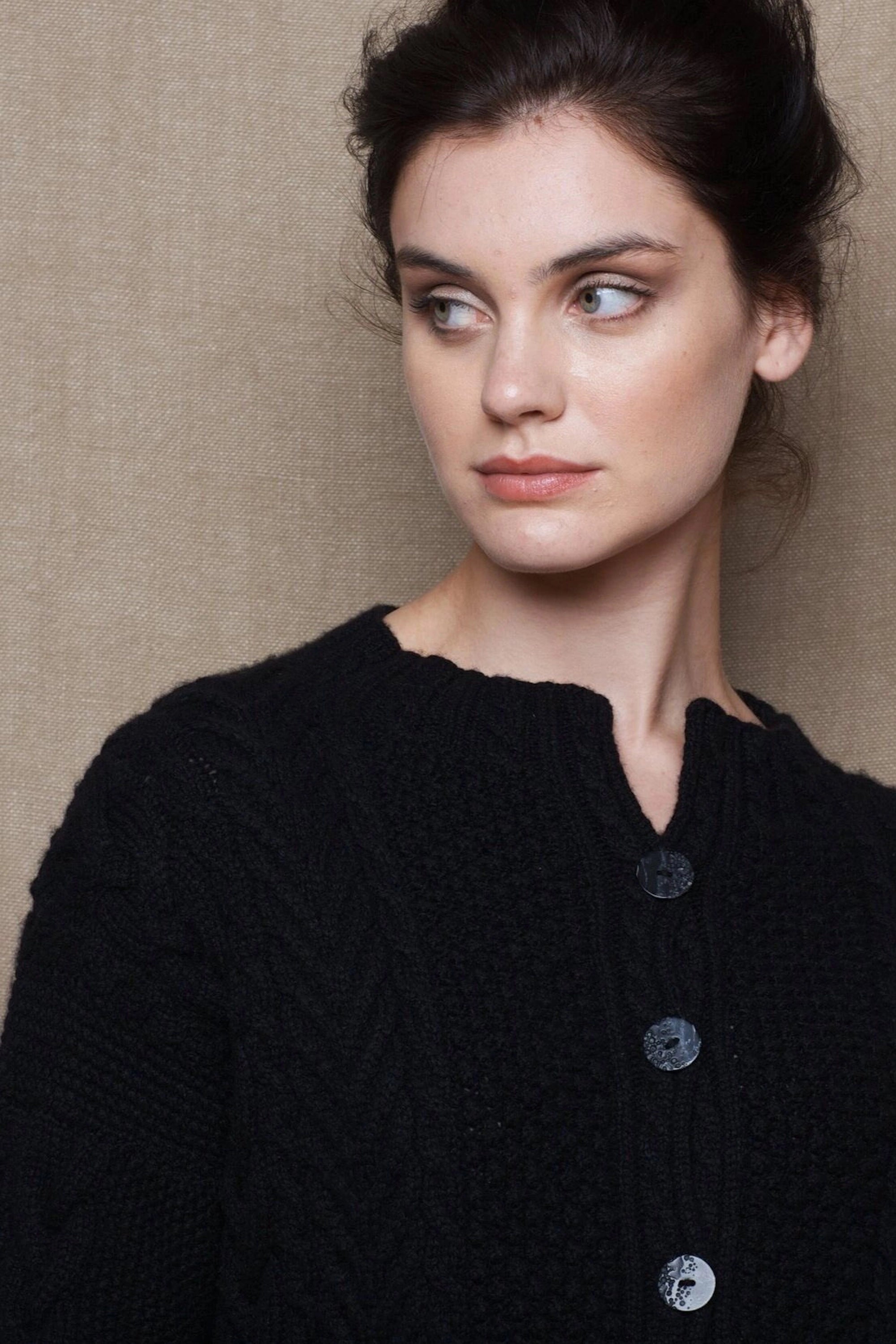 Cashmere Aran Knit Cardigan in Black