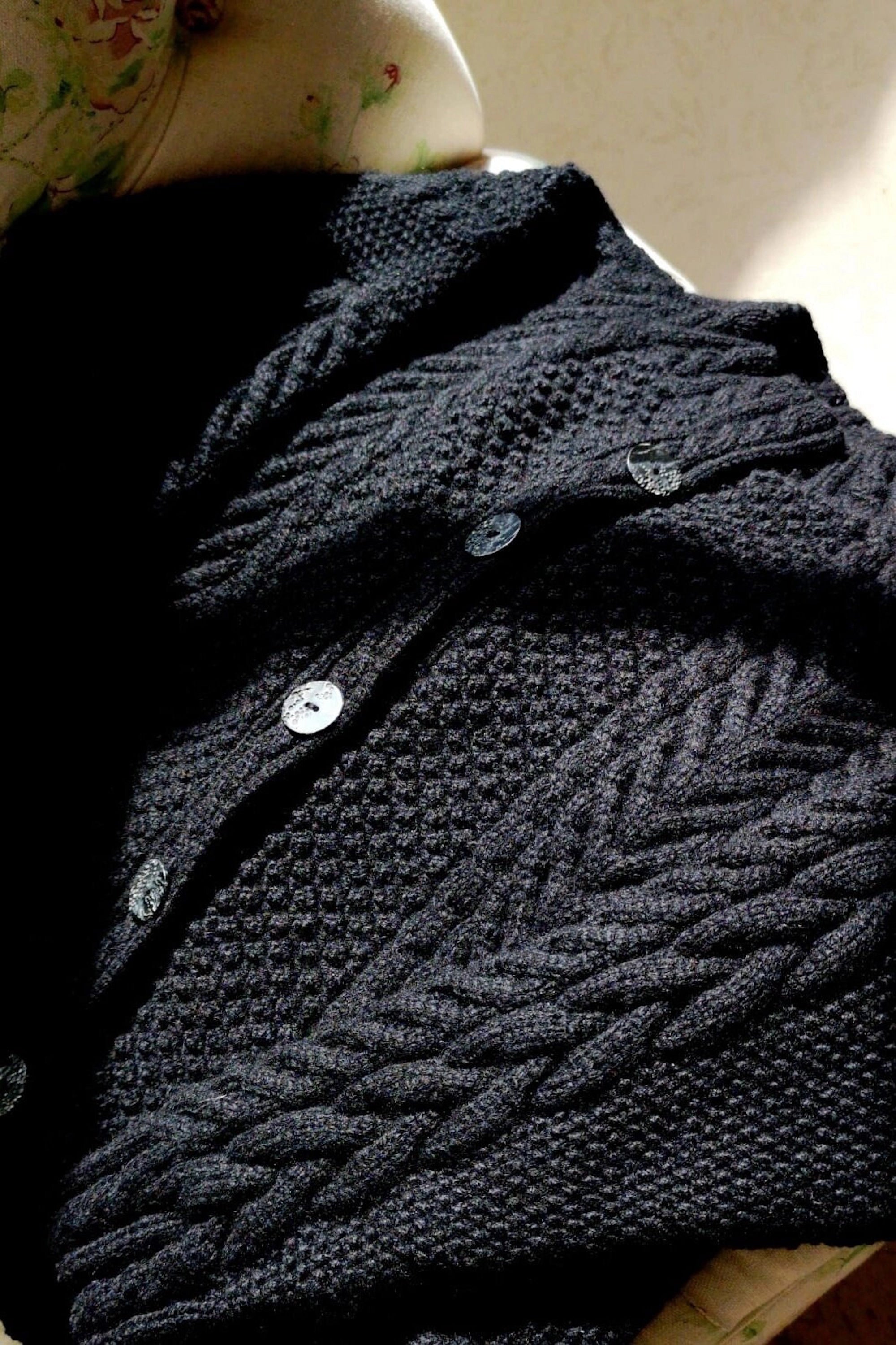 Cashmere Aran Knit Cardigan in Black