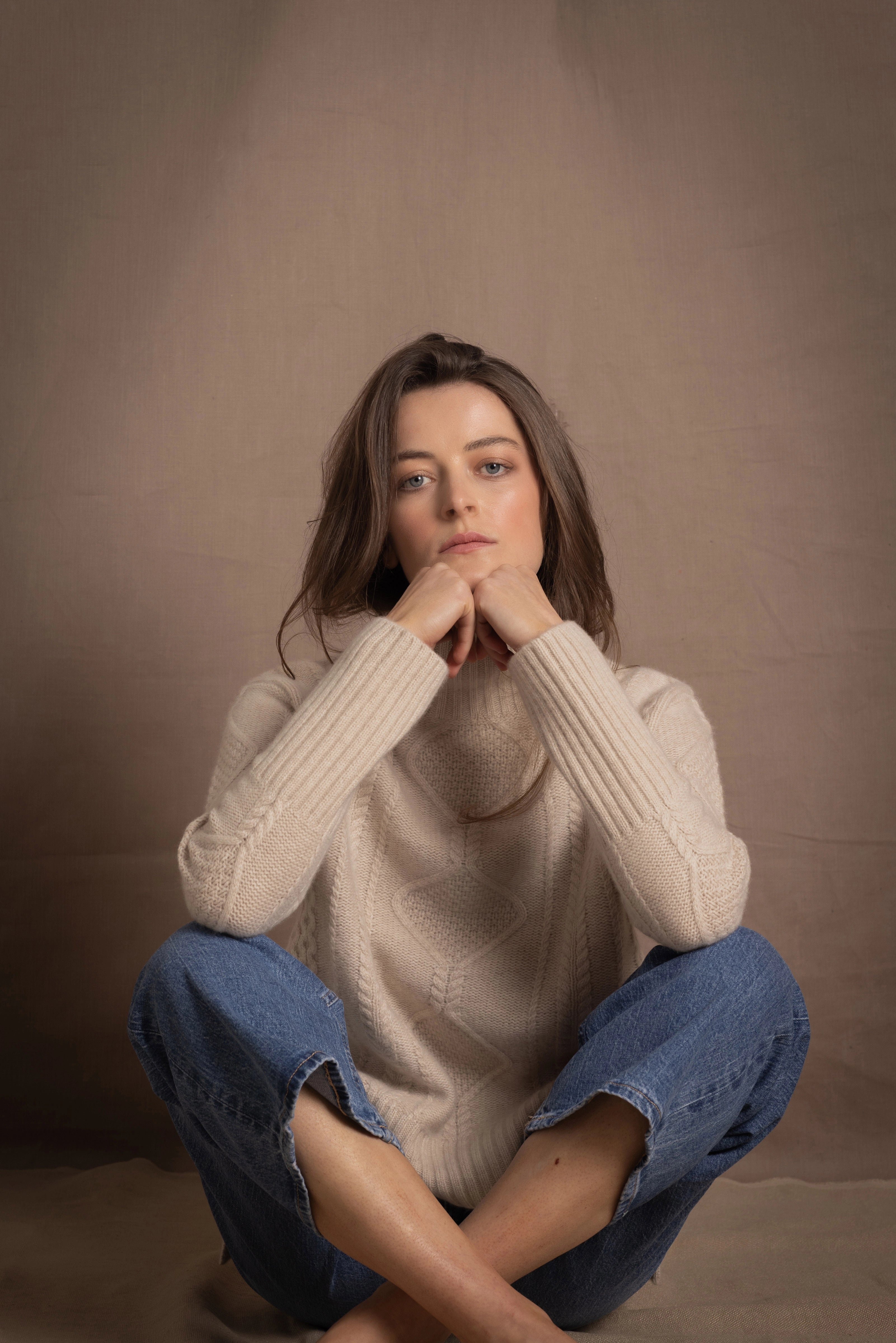 100% Cashmere Aran Sweater with Turtleneck in Cream