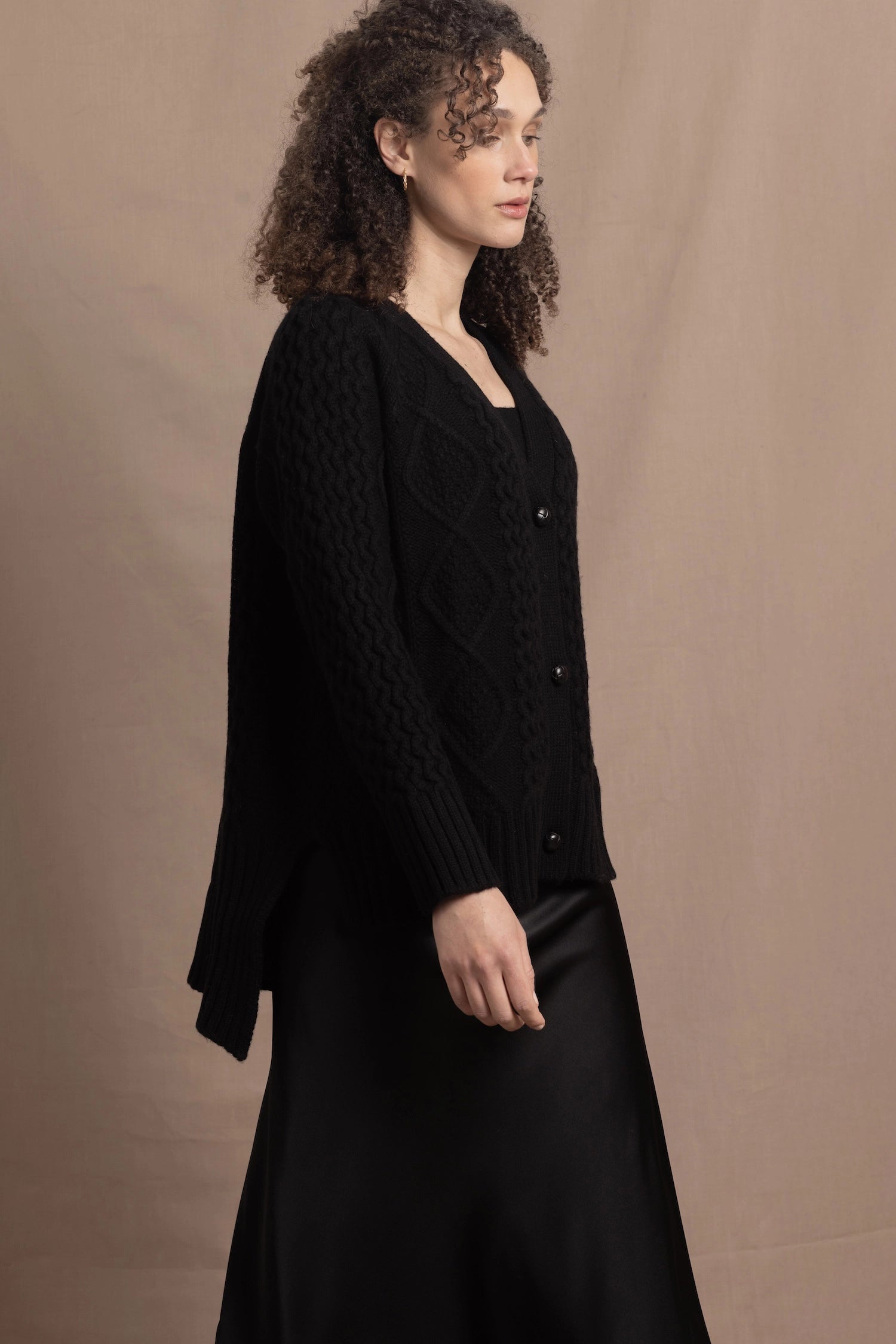 Authentic Irish 100% Cashmere Aran Cardigan Sweater in Black