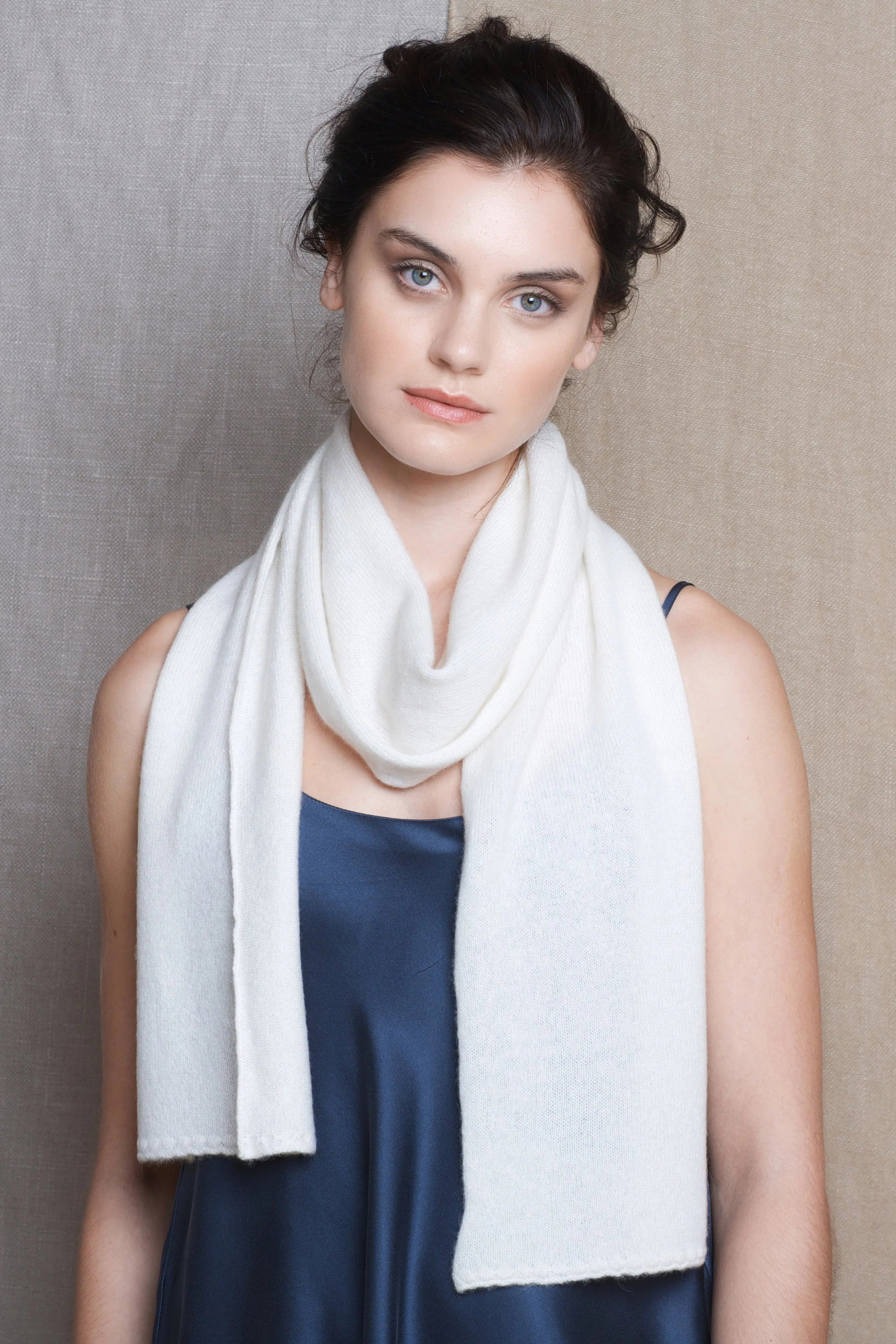 luxury cashmere scarf in cream