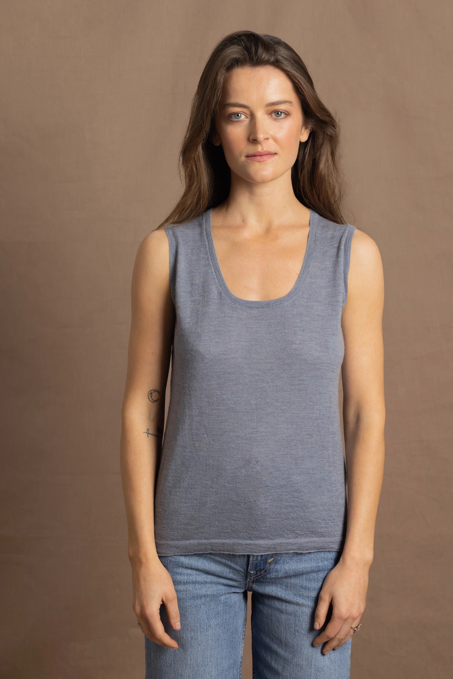 Lightweight Summer Cashmere Vest Top Sweater in Heron Grey