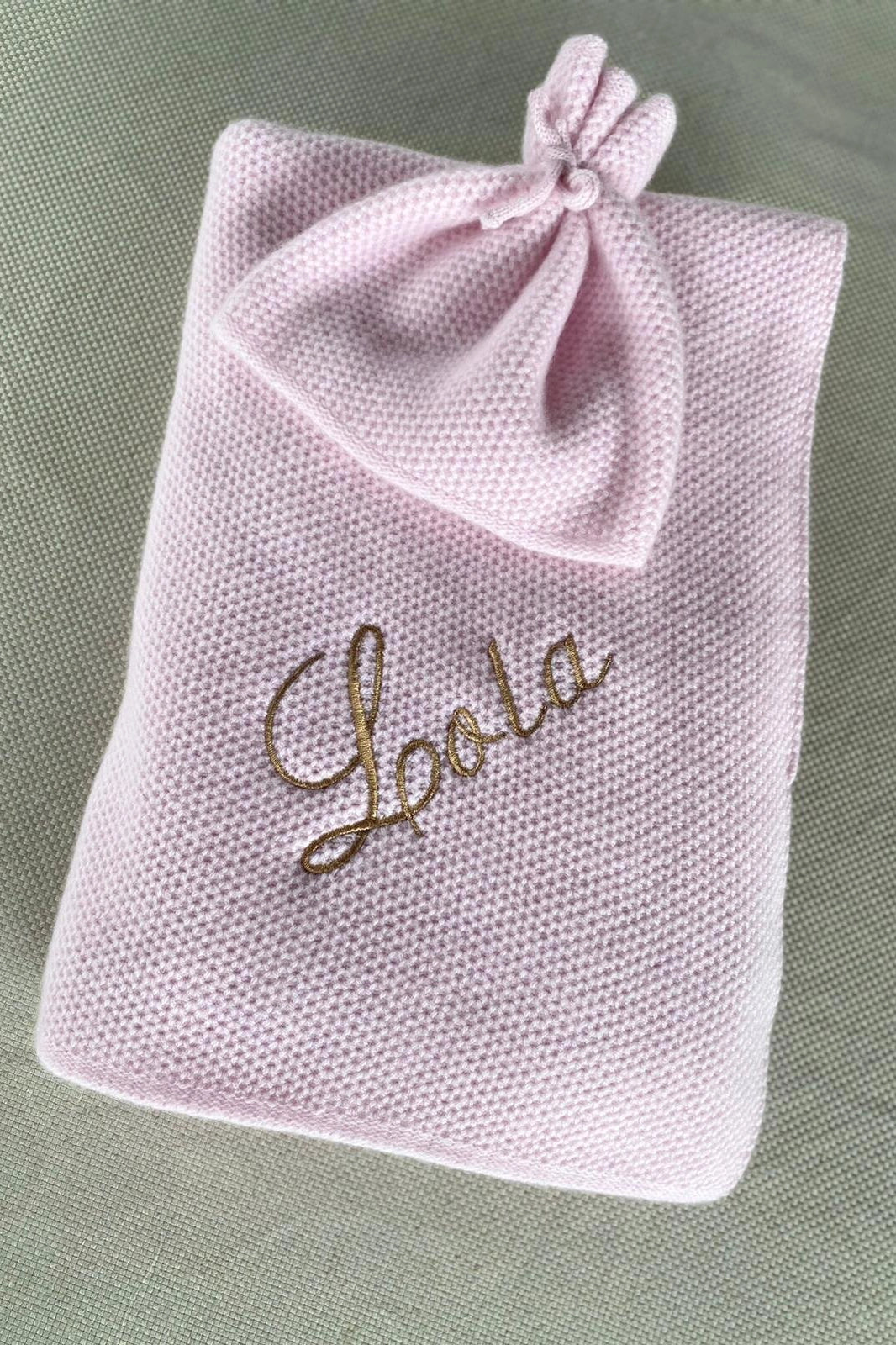 cashmere baby blanket and matching hat with moss stitch in pale pink