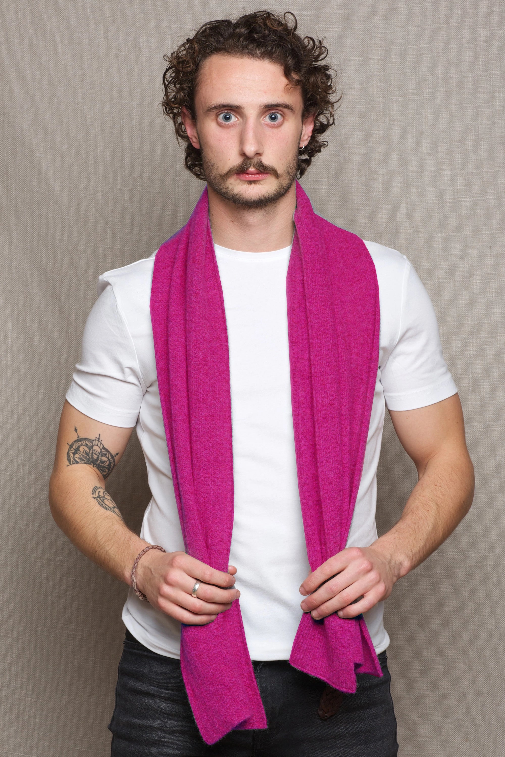 Luxury Fisherman Men's Cashmere Scarf Magenta Pink