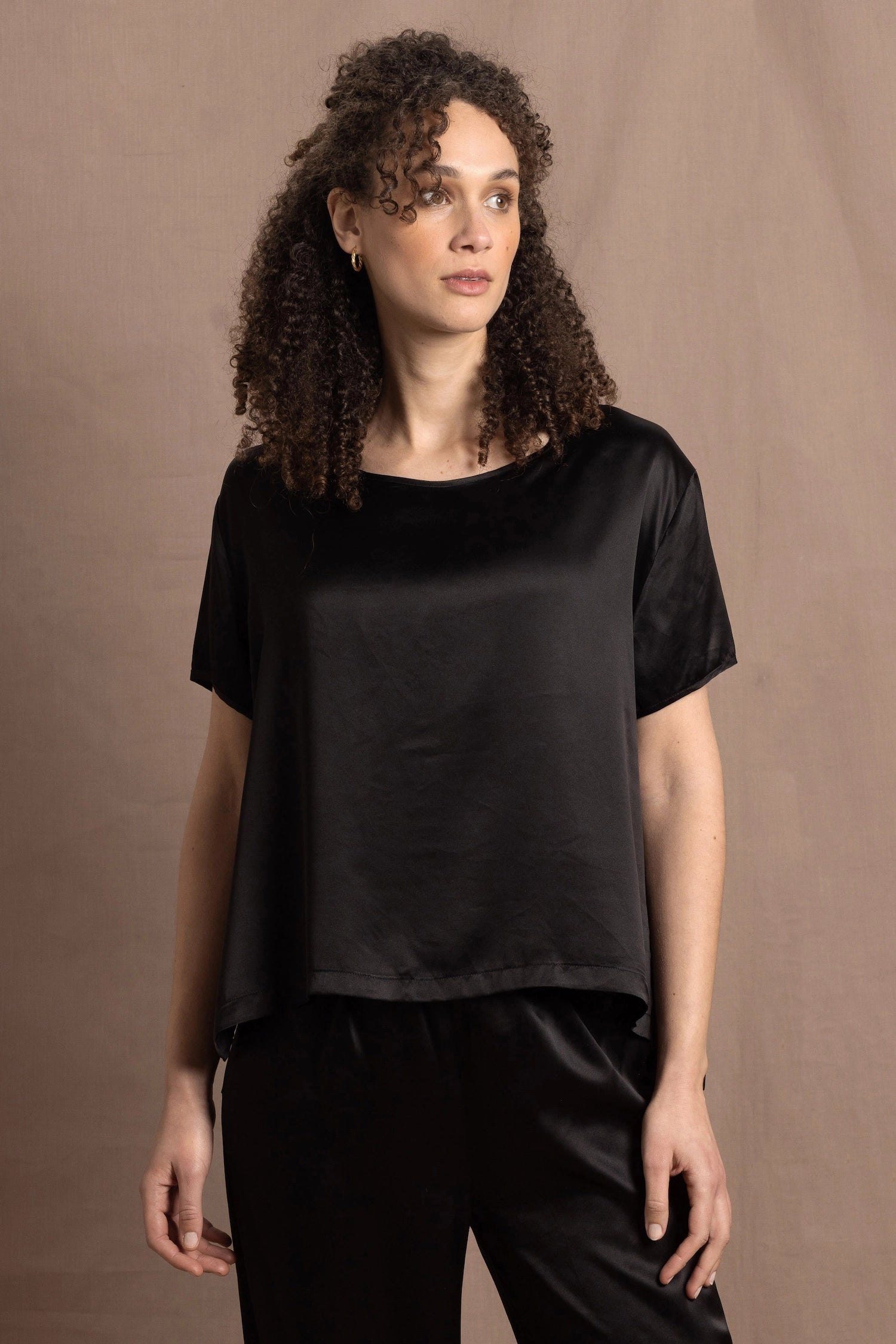 100% Silk Oversized T-Shirt in Black