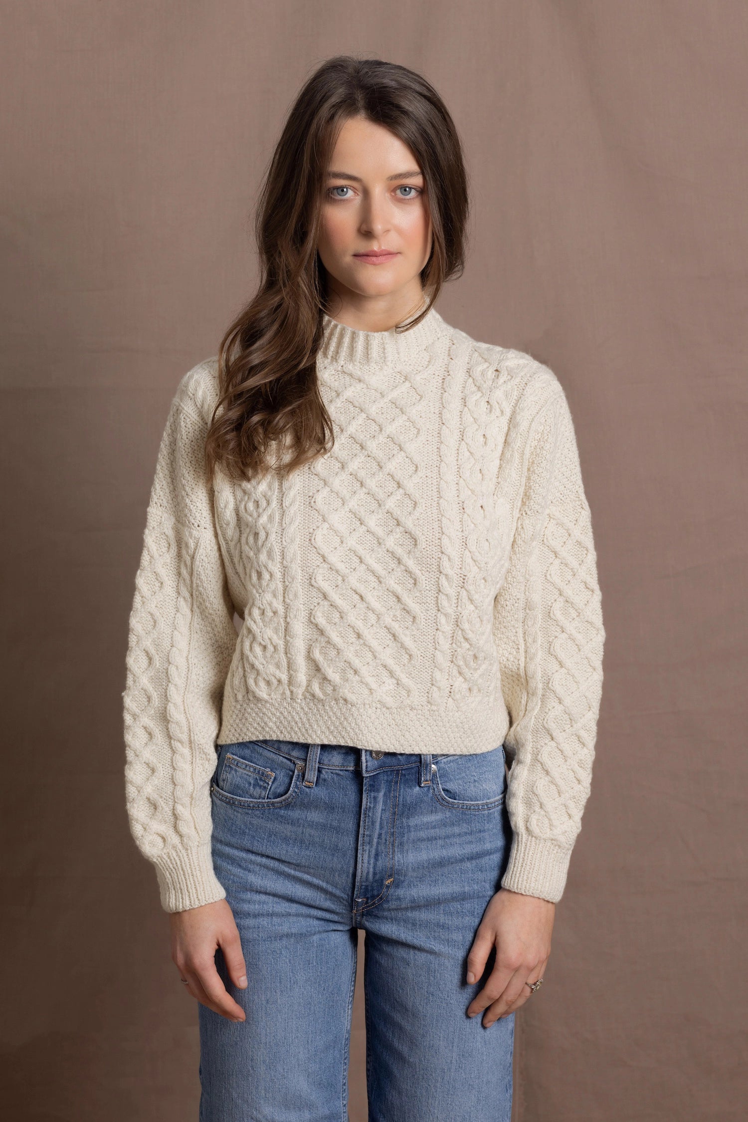 Authentic Irish 100% Pure Cashmere Aran Turtleneck Cropped Sweater in Cream