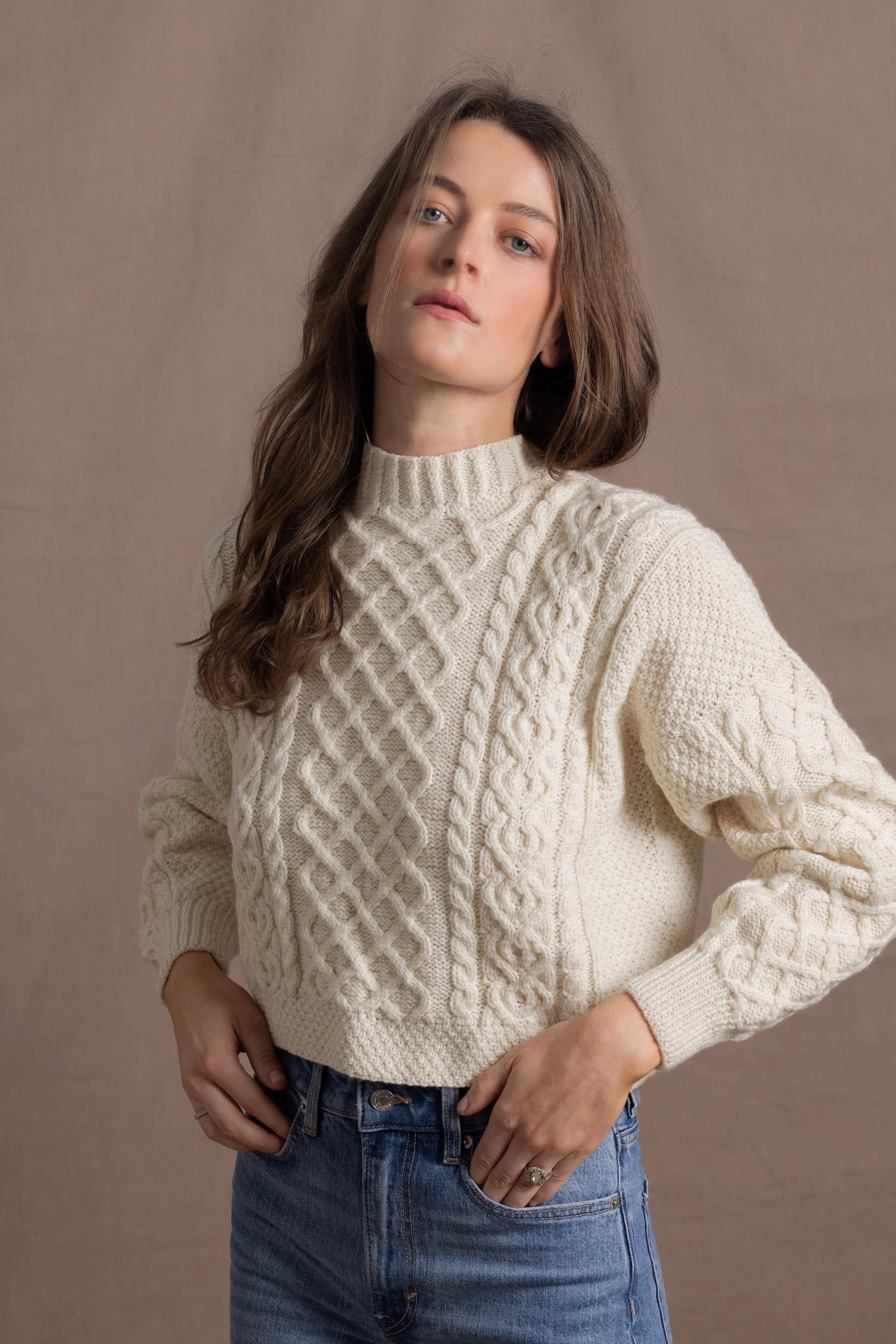 Authentic Irish 100% Pure Cashmere Aran Turtleneck Cropped Sweater in Cream