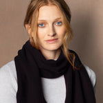 pure cashmere scarf in black