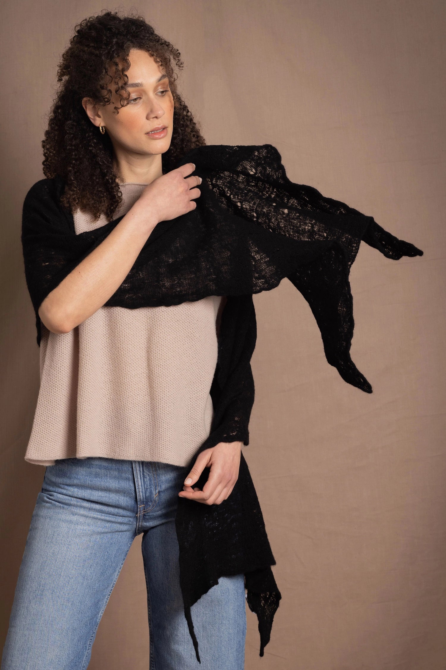 100% Cashmere Lace Wrap Shawl in Black