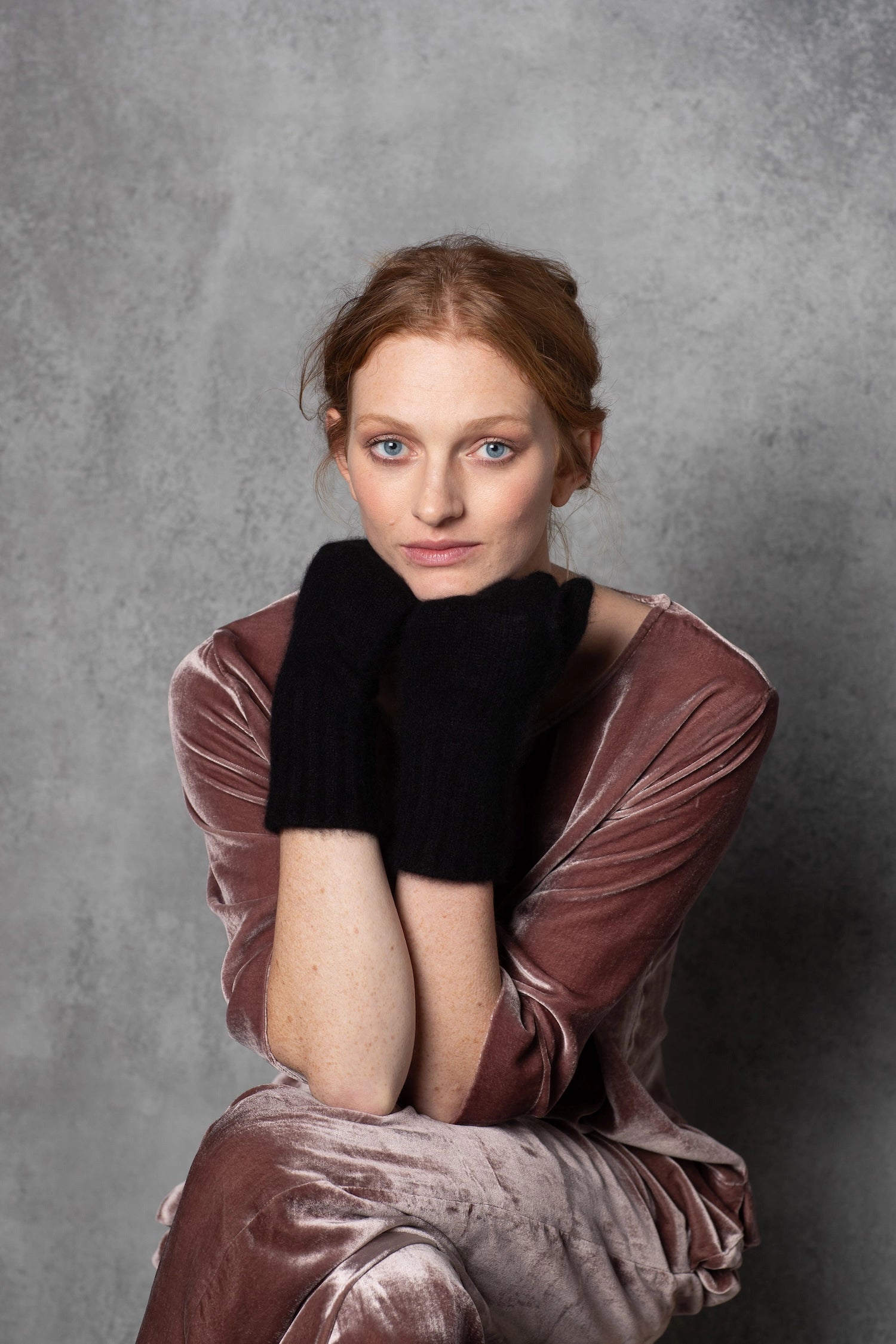 Cashmere Gloves in Black