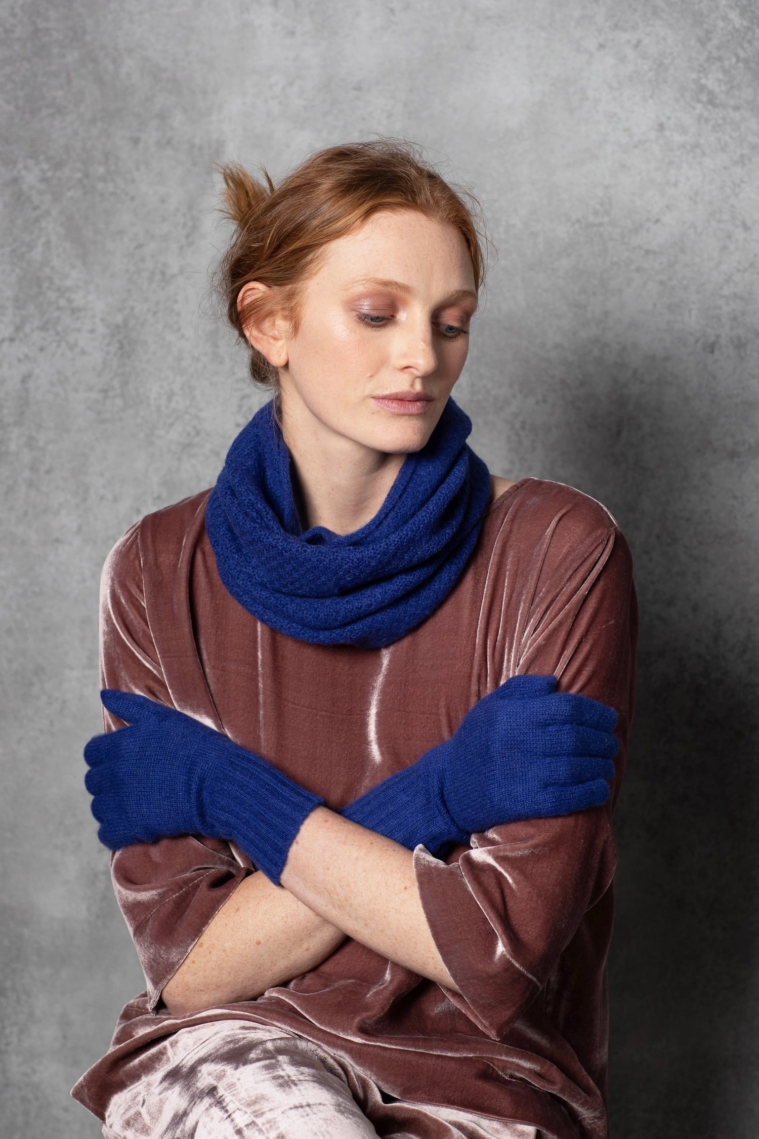Cashmere Snood in Bright Blue