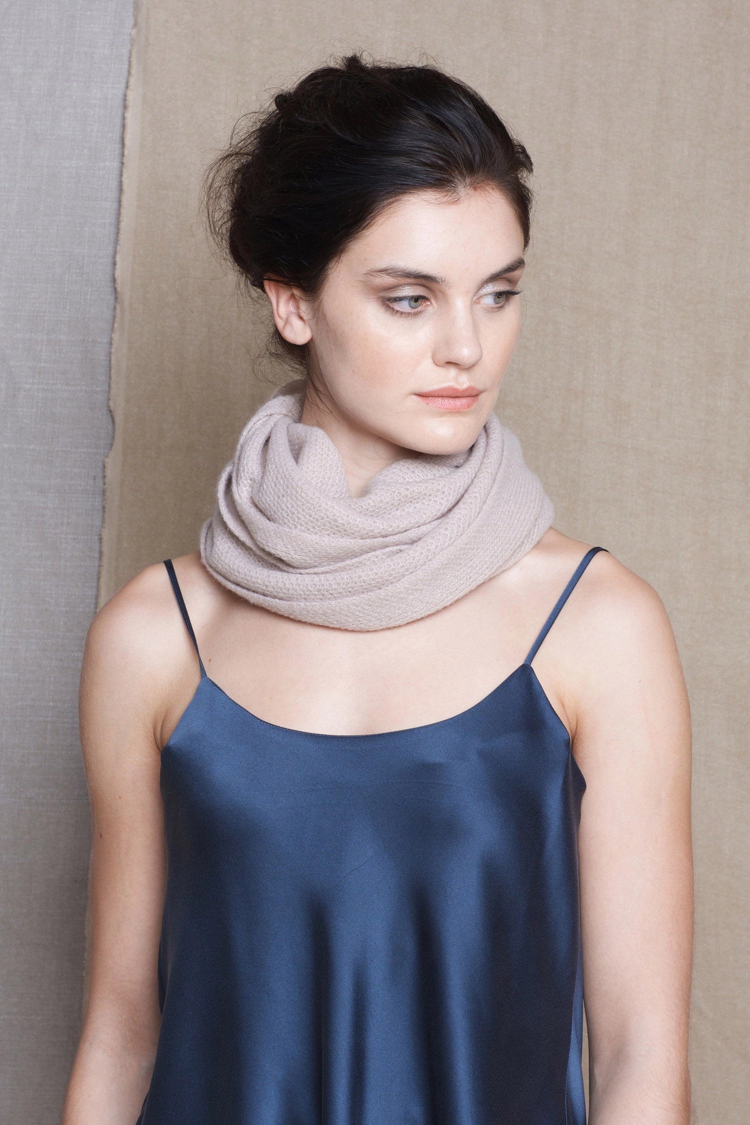 Luxury Cashmere Snood Scarf in Neutral