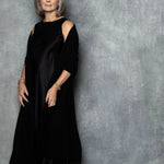 large cashmere wrap in black