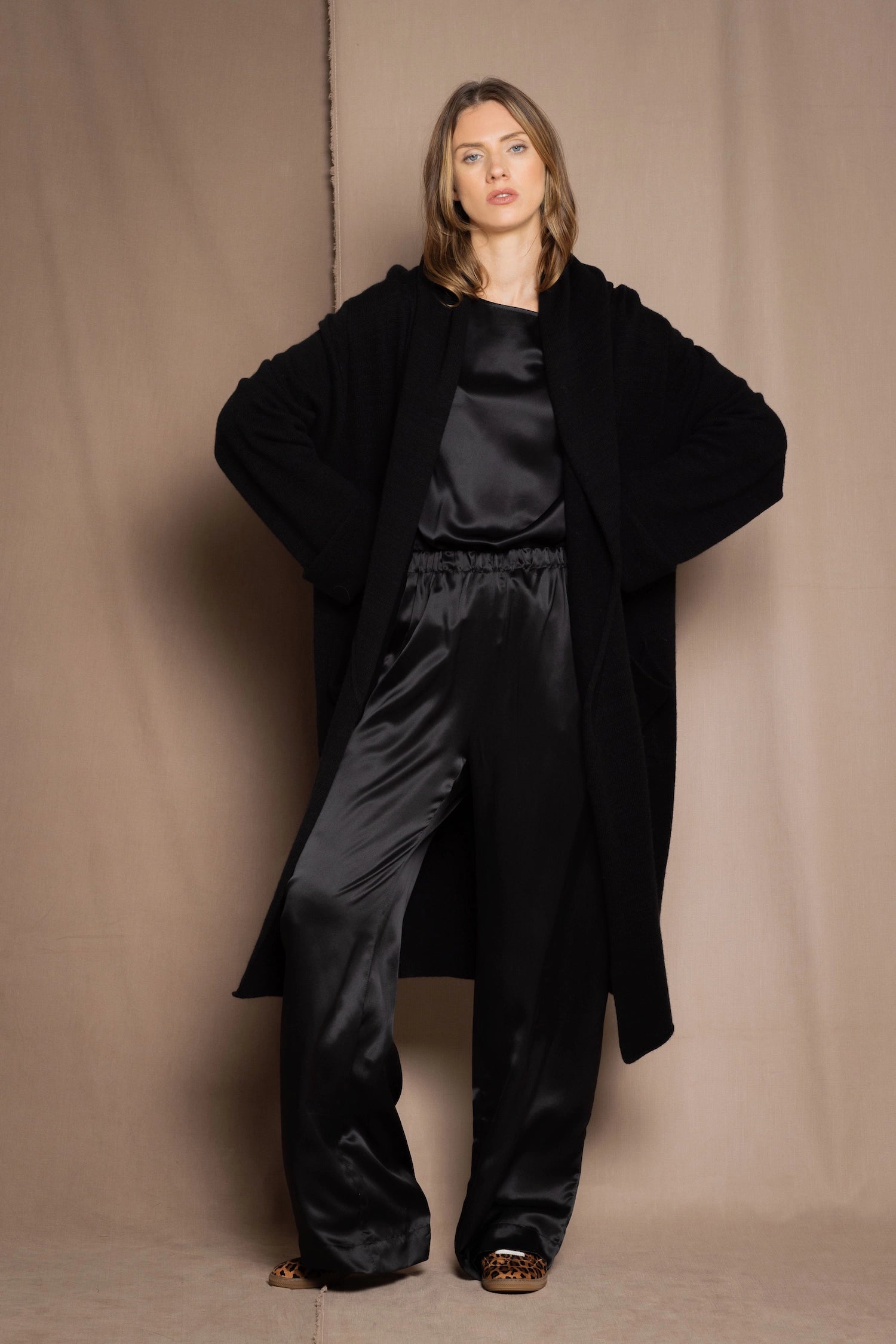 luxury oversized cashmere coat in black