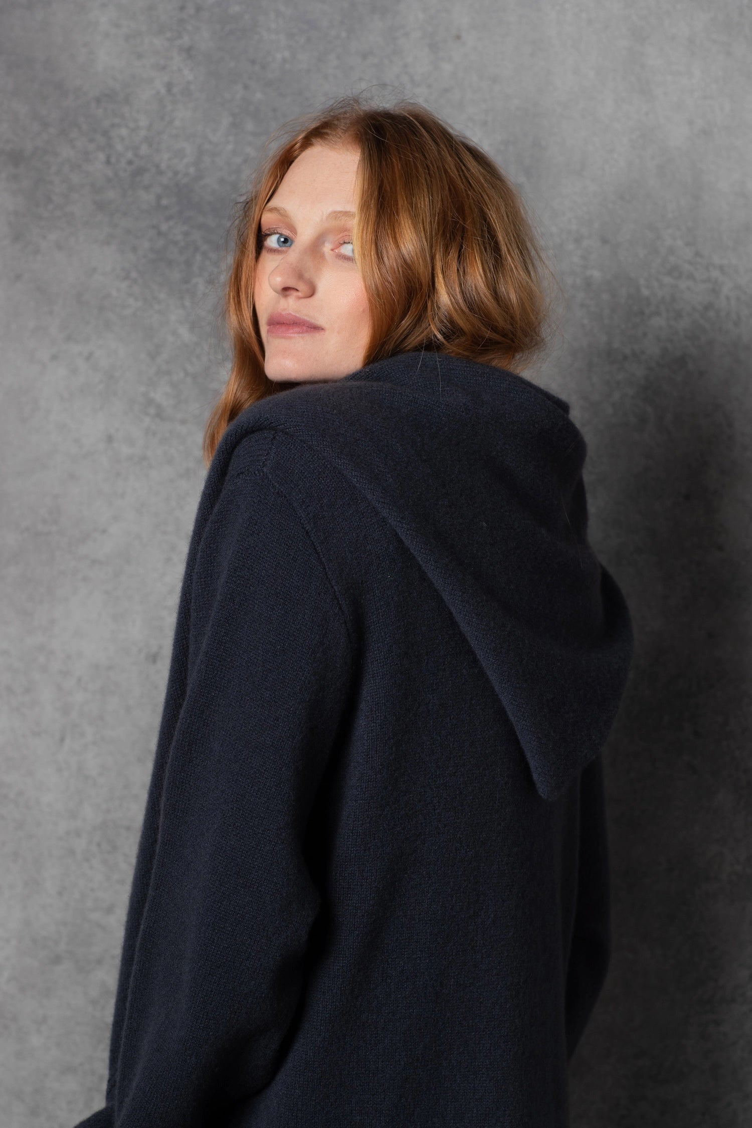 luxury oversized cashmere coat in navy blue