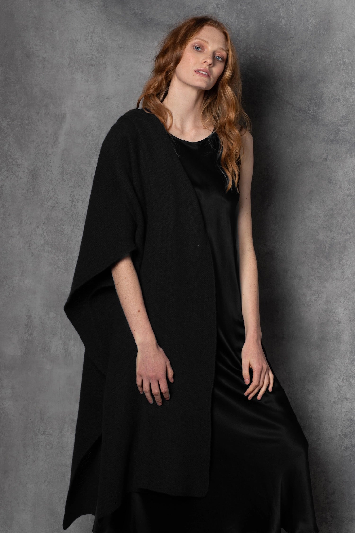 large cashmere blanket wrap in black