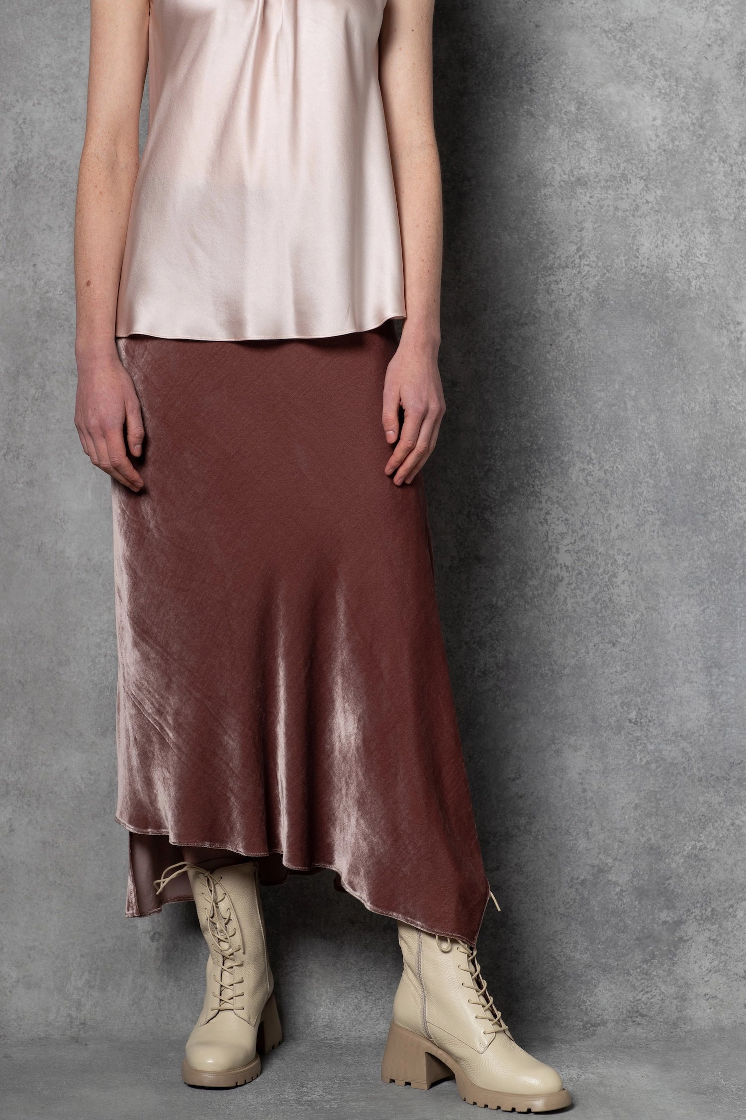 Silk Velvet Midi Skirt in Dusty Pink