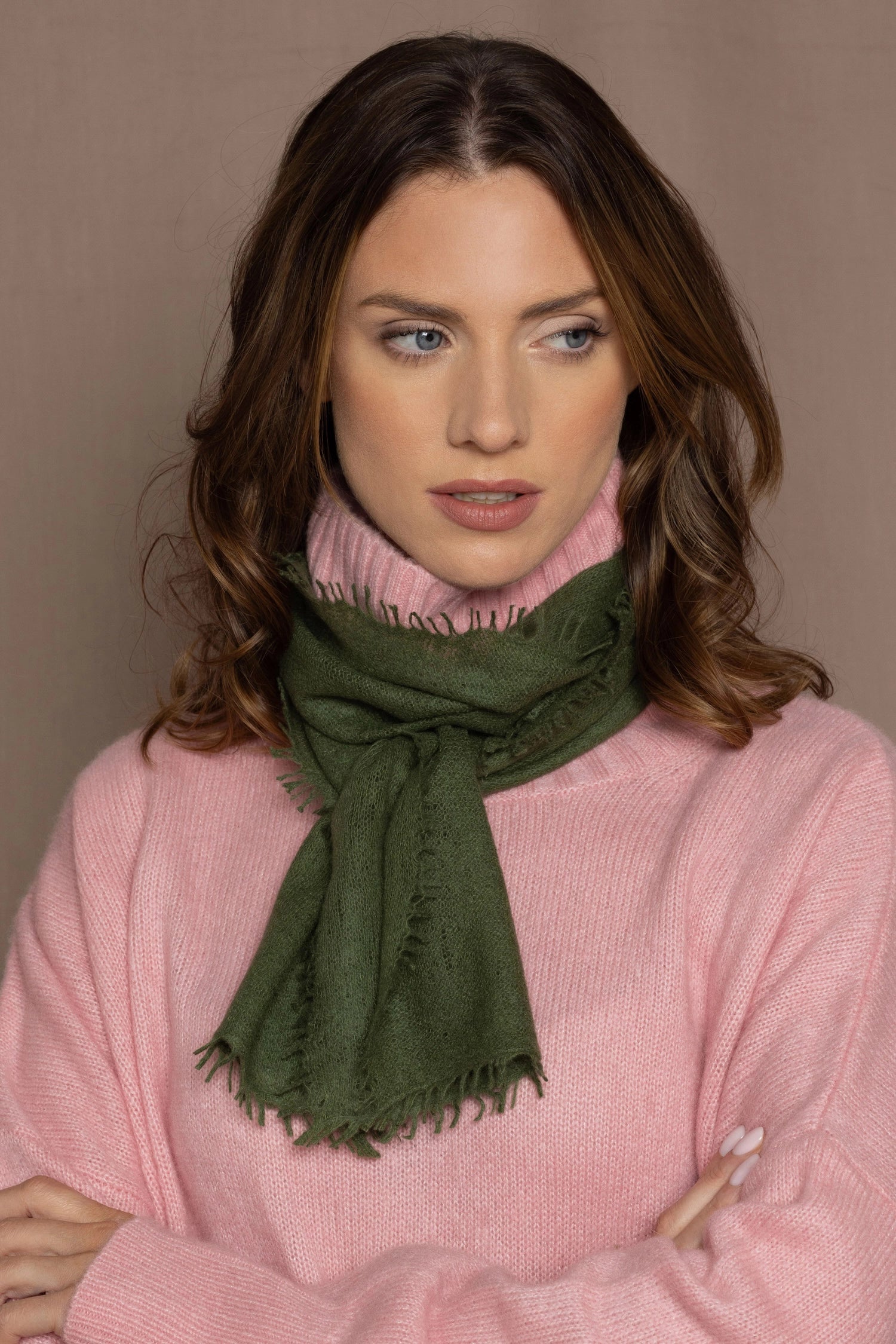 small cashmere scarf in green