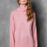 Oversized Cashmere Turtleneck Sweater in Pink