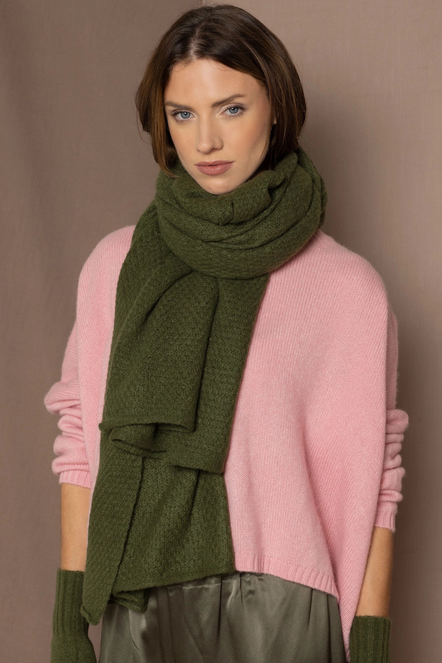 Large Cashmere Scarf in Green