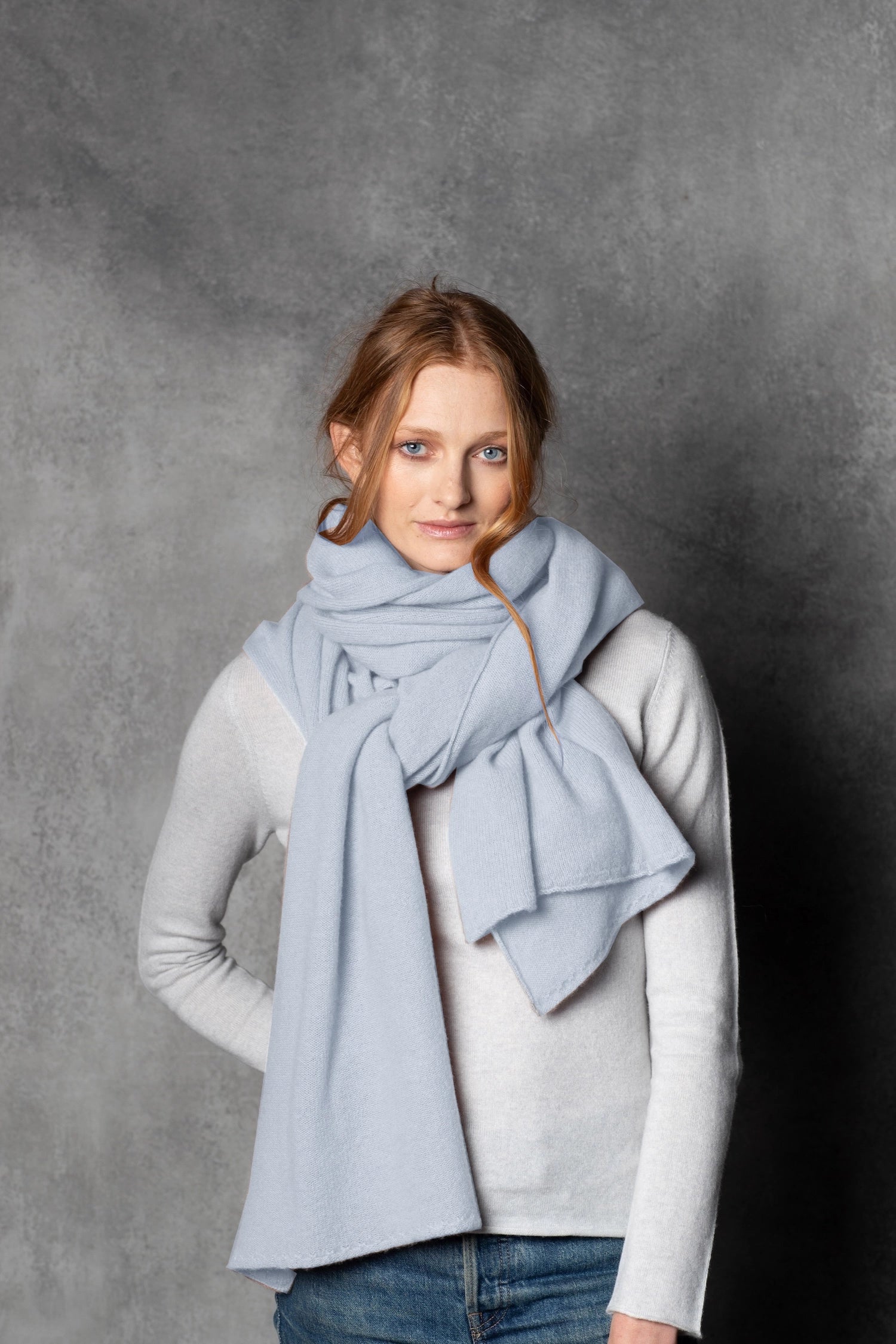 cashmere scarf light blue