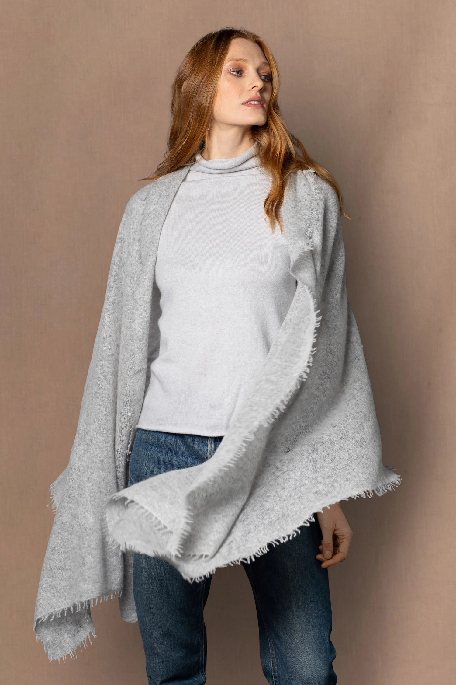 light luxury cashmere wrap in light grey