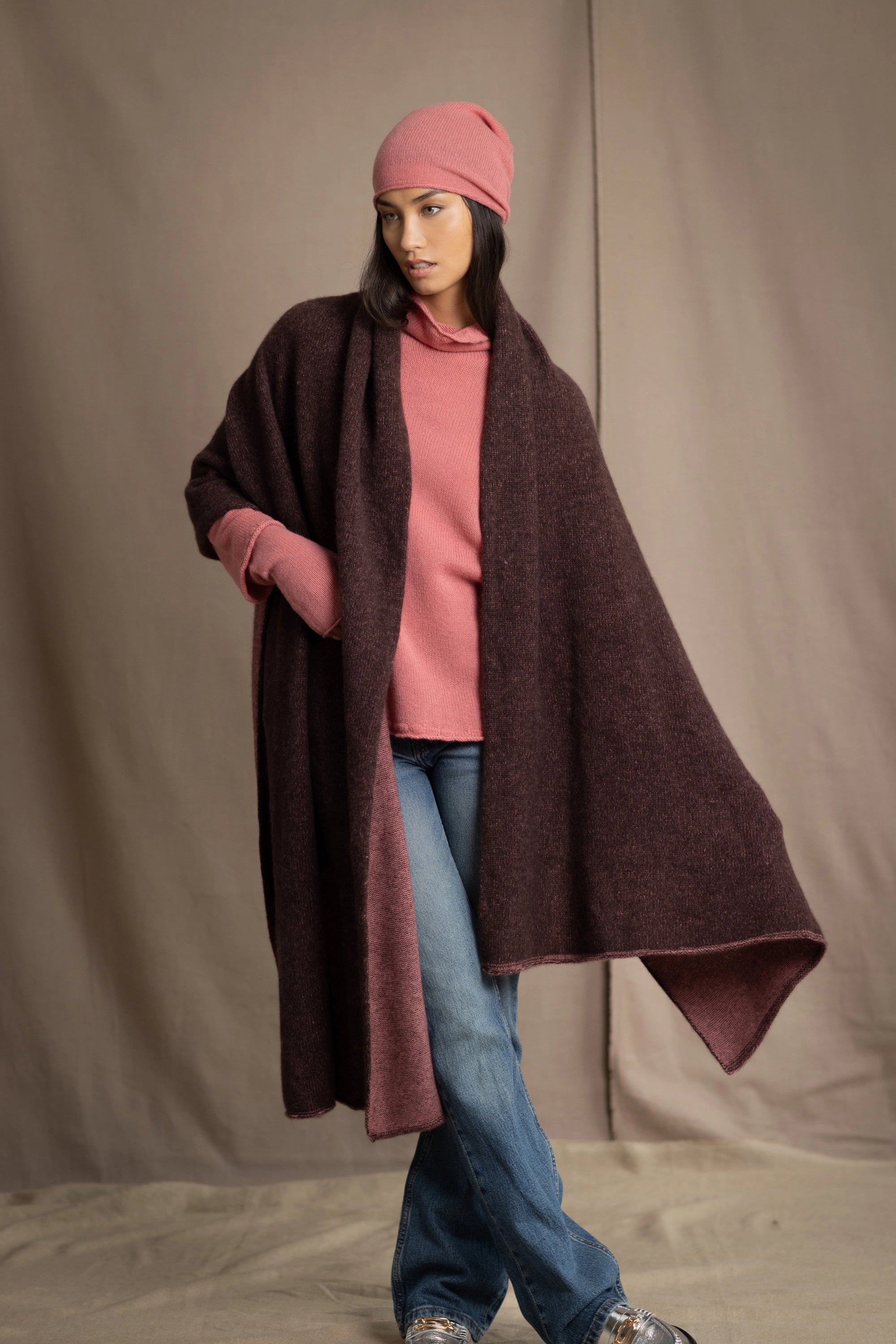Full Bloom Cashmere Wrap | Truffle/Sand Rose