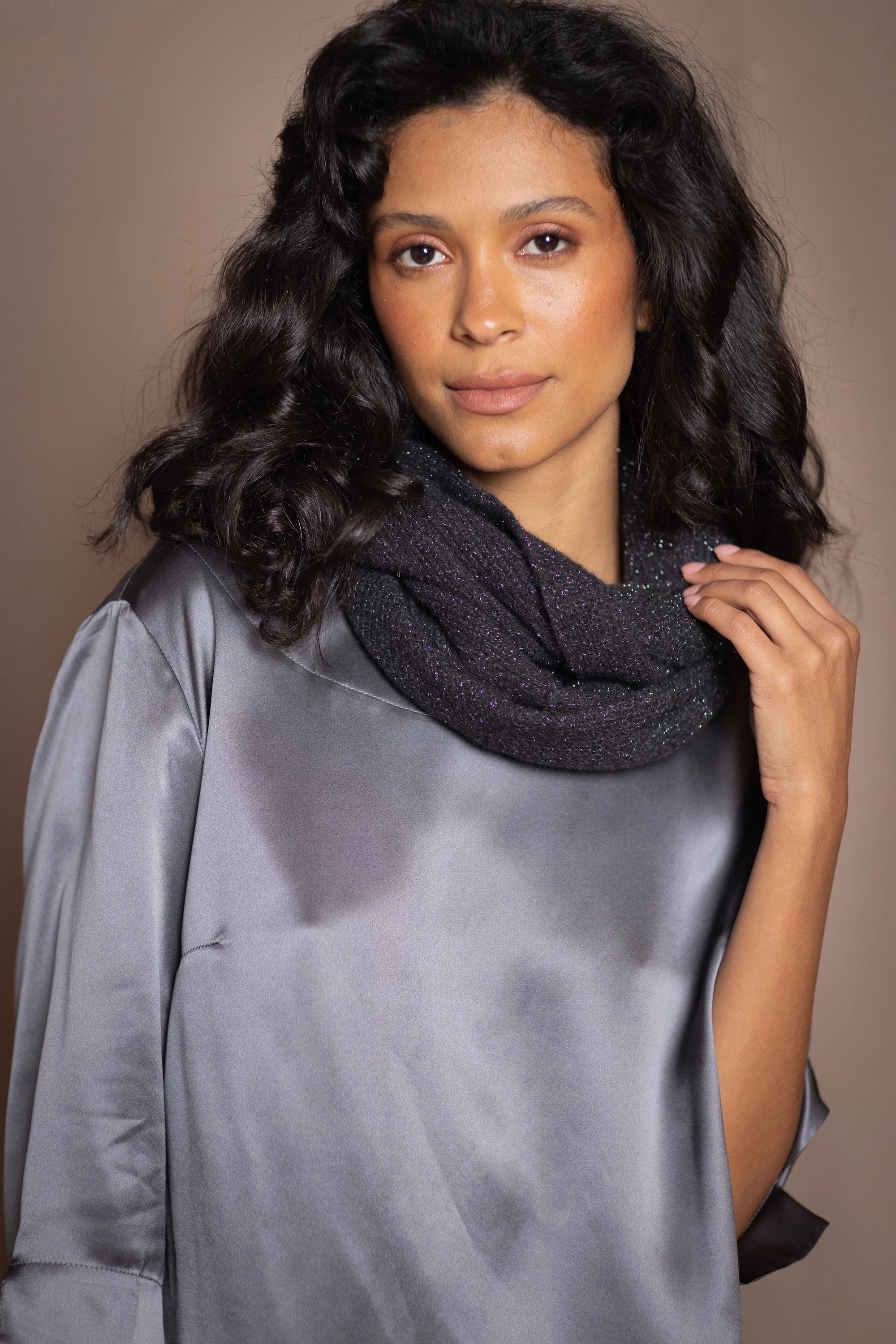 Moss Unisex Cashmere Snood | Glisten Storm