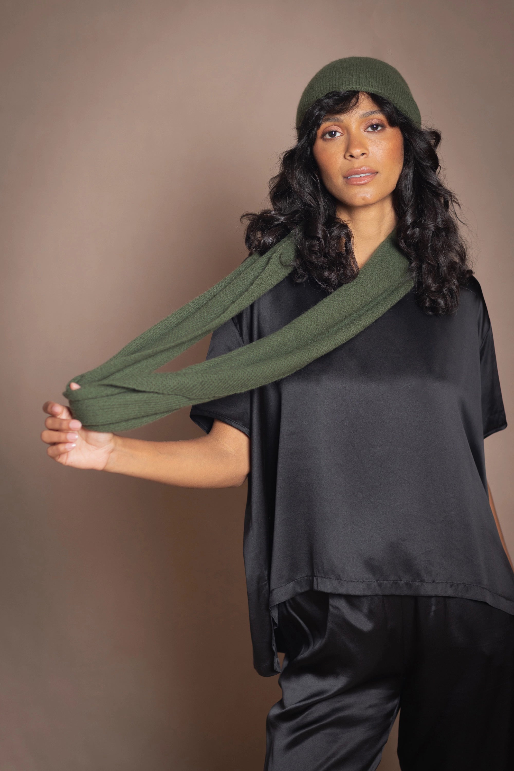 Moss Unisex Cashmere Snood | Fern