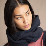 Moss Unisex Cashmere Snood | Ink
