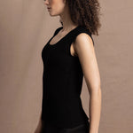 a sleeveless cashmere lace tee sweater in black