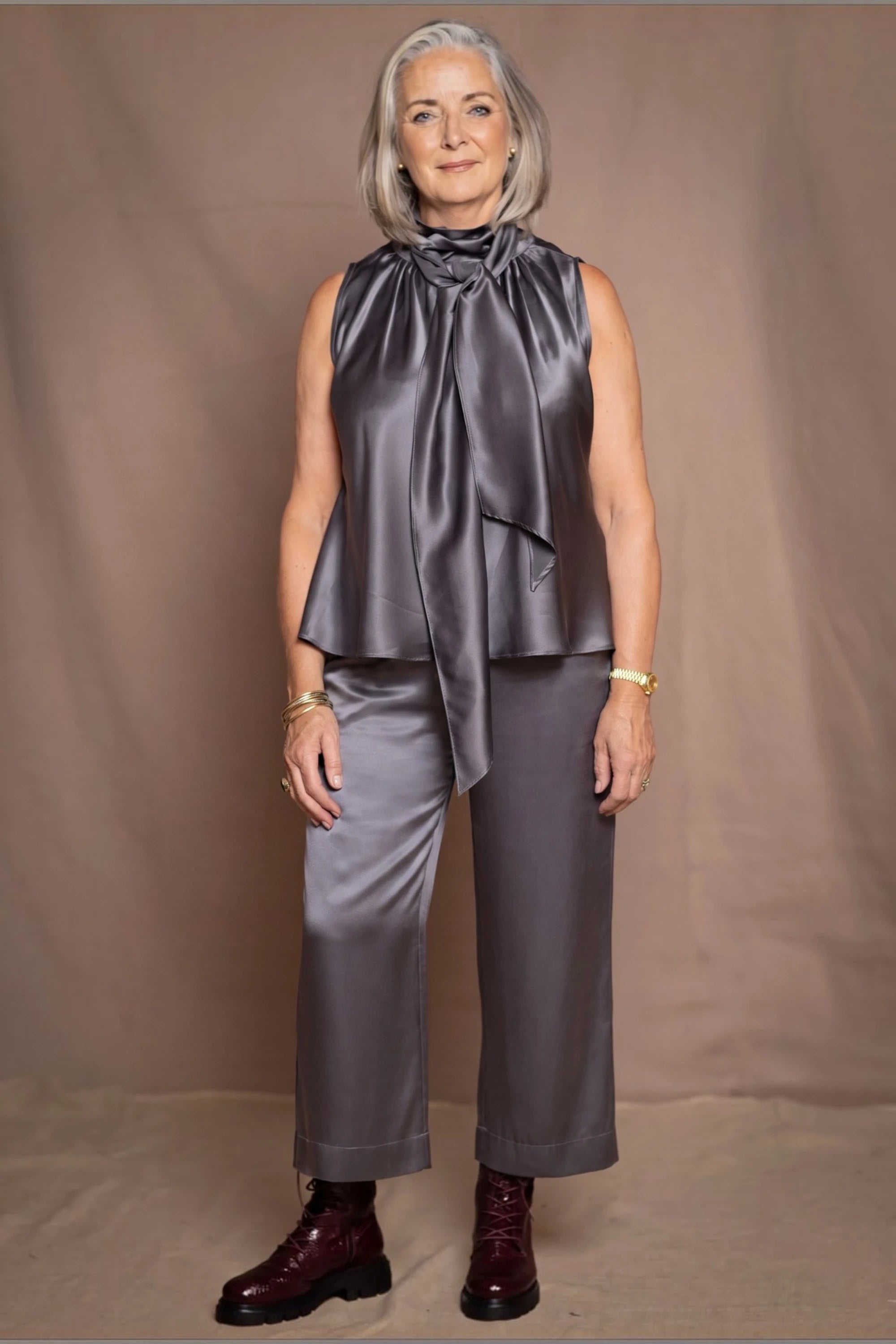 Síoda Pussy Bow Silk Top | Pewter