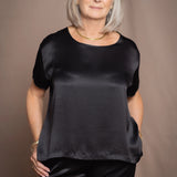 Síoda Oversized Keyhole Silk Tee | Black