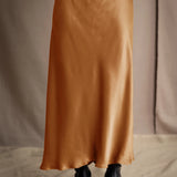 Síoda Flare Silk Skirt | Toffee