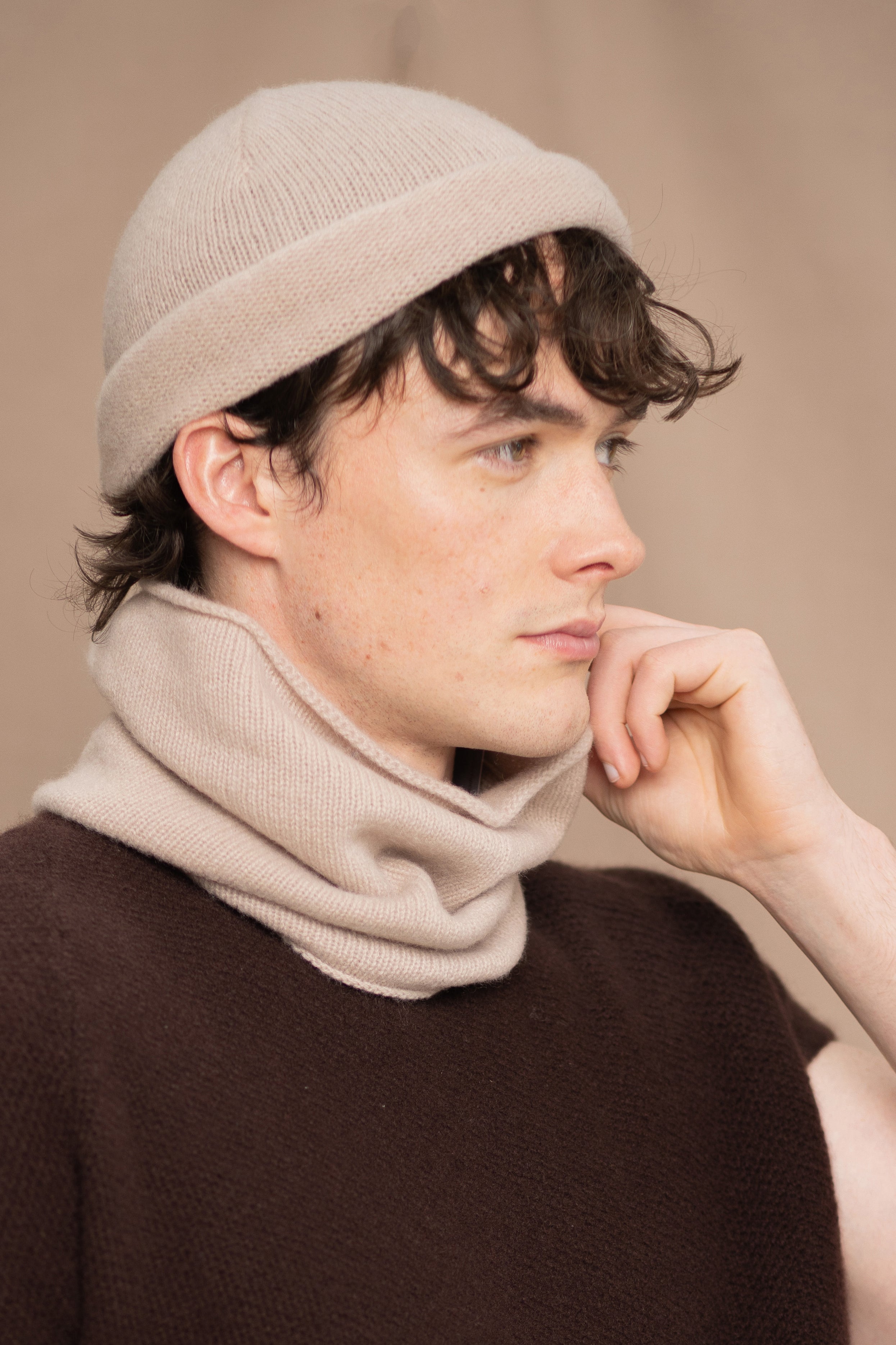 Full Bloom Unisex Cashmere Snood | Oyster