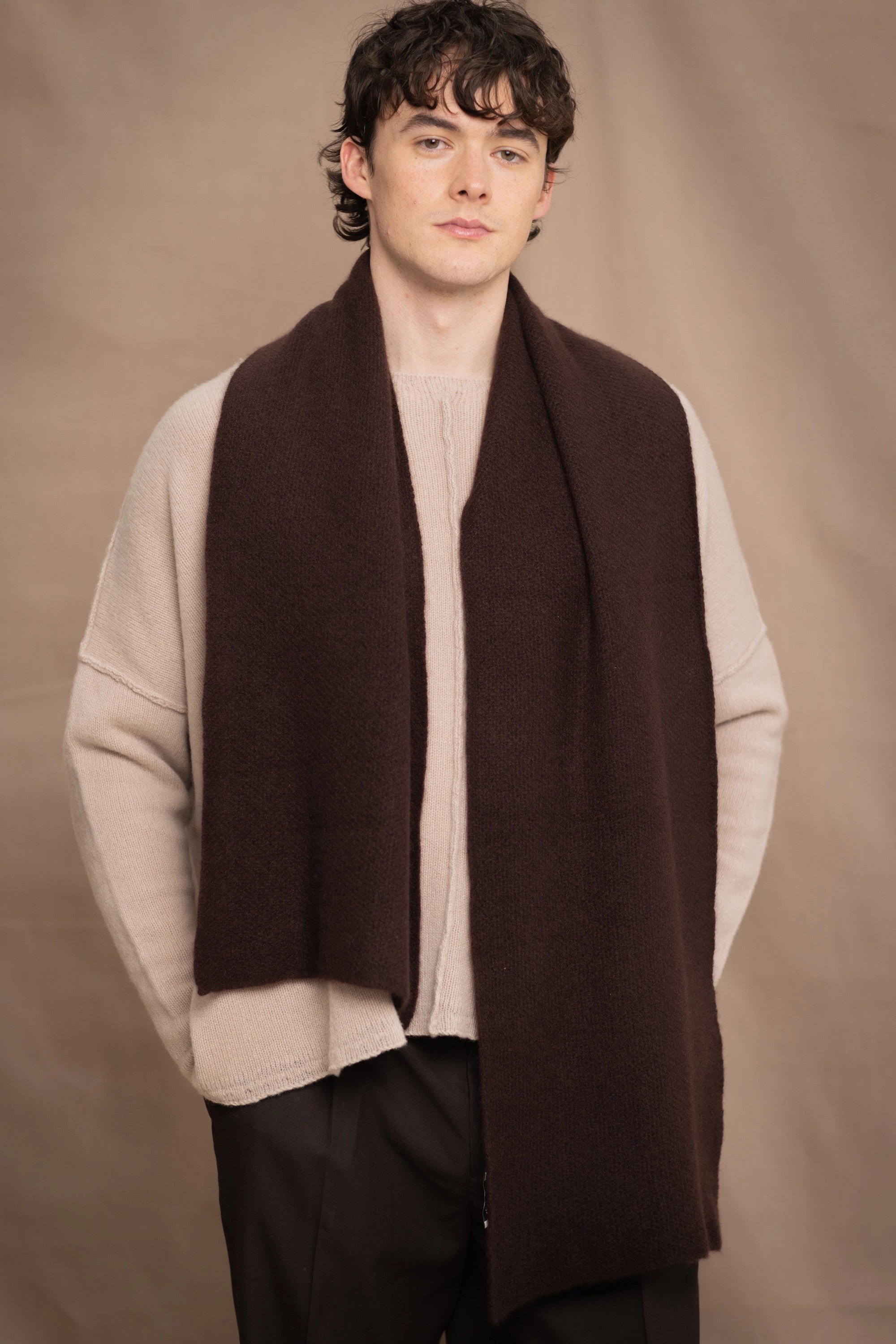 Moss Cashmere Scarf | Truffle