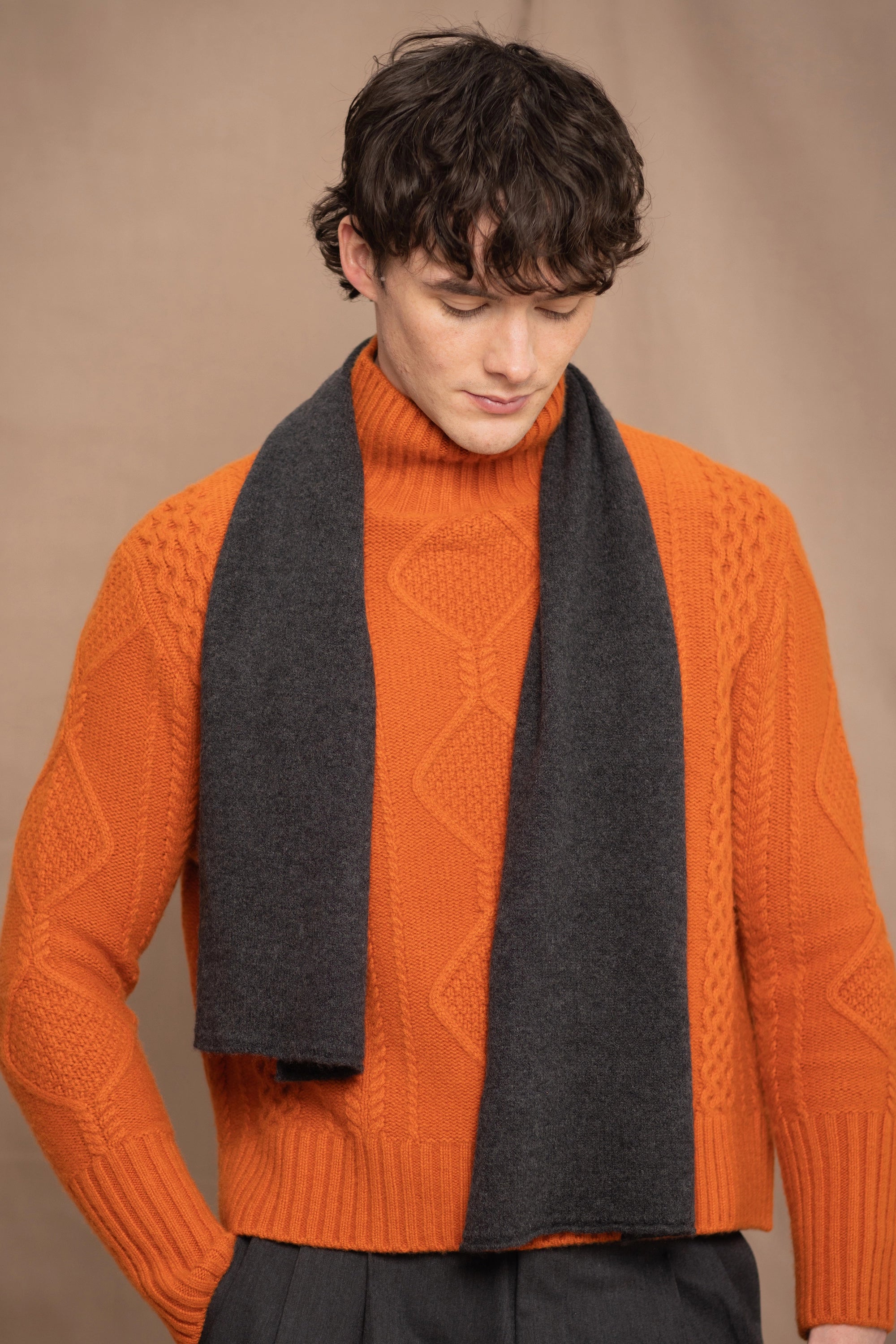 Sarah Cashmere Scarf | Charcoal