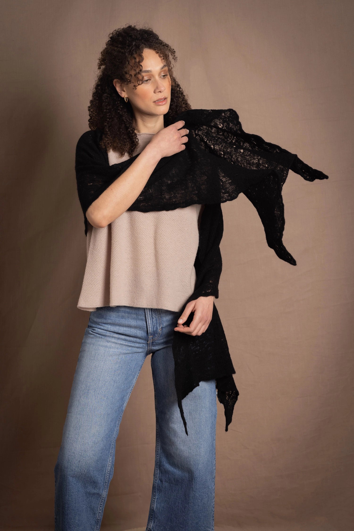 100% Cashmere Lace Wrap Shawl in Black