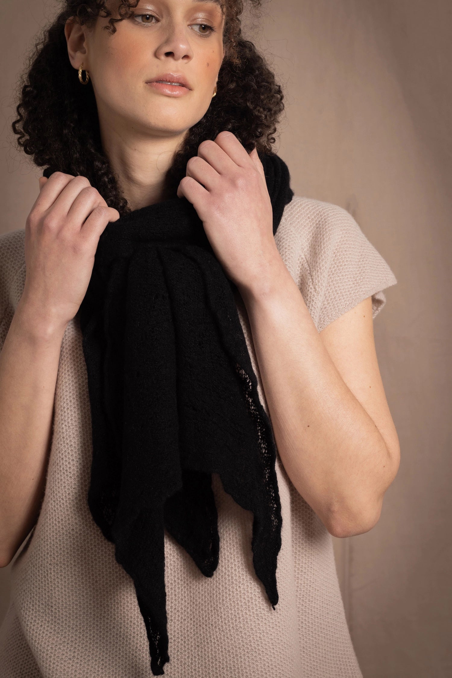 100% Cashmere Lace Wrap Shawl in Black