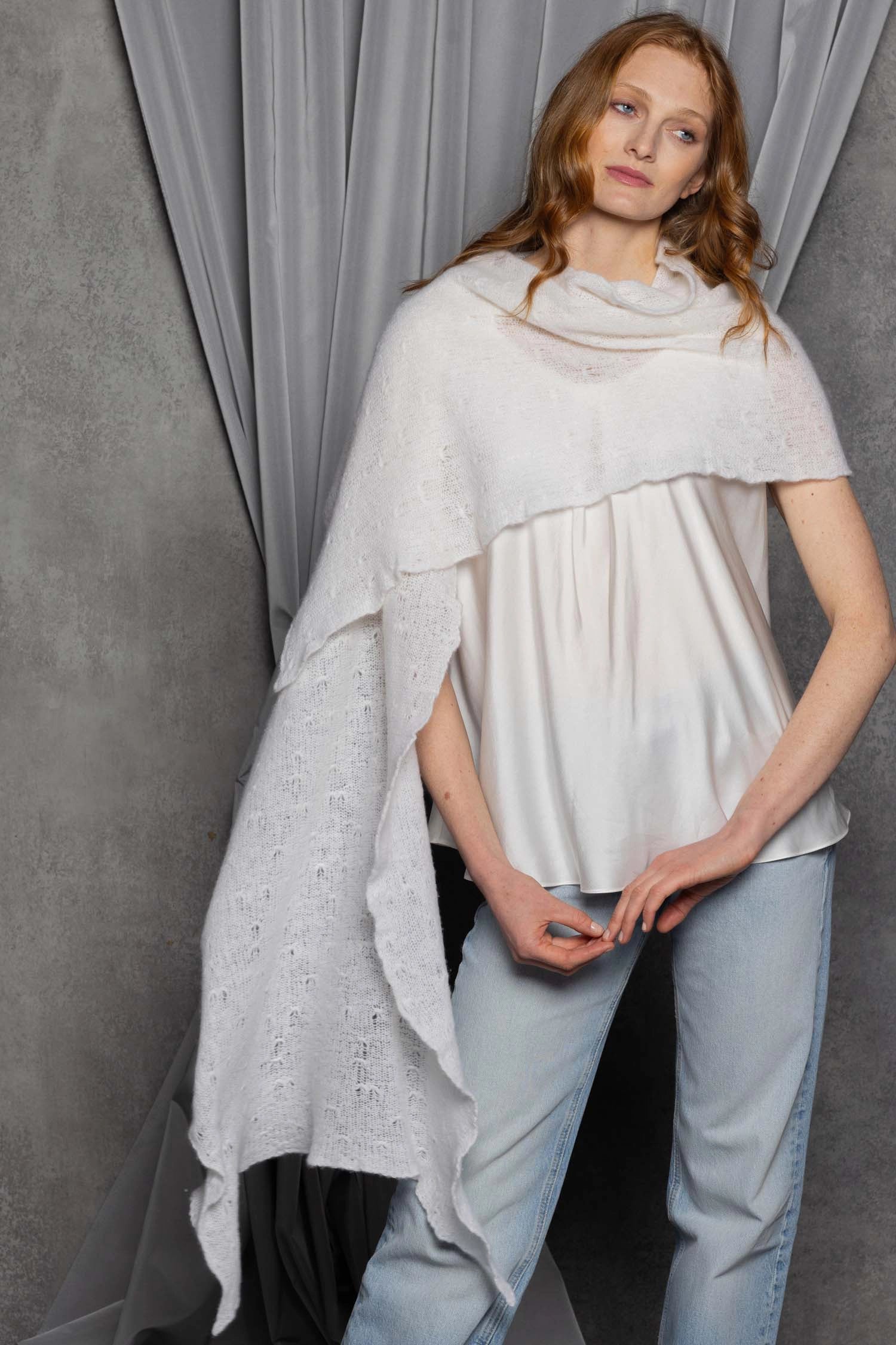 Lace Lightweight Cashmere Wrap in Cream