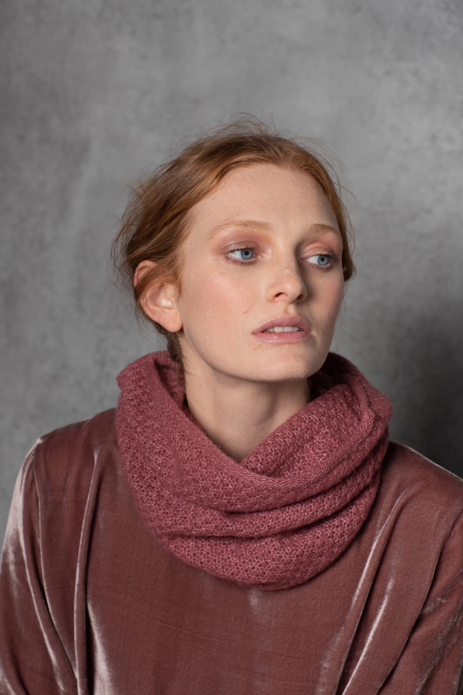 Cashmere Snood in Rust
