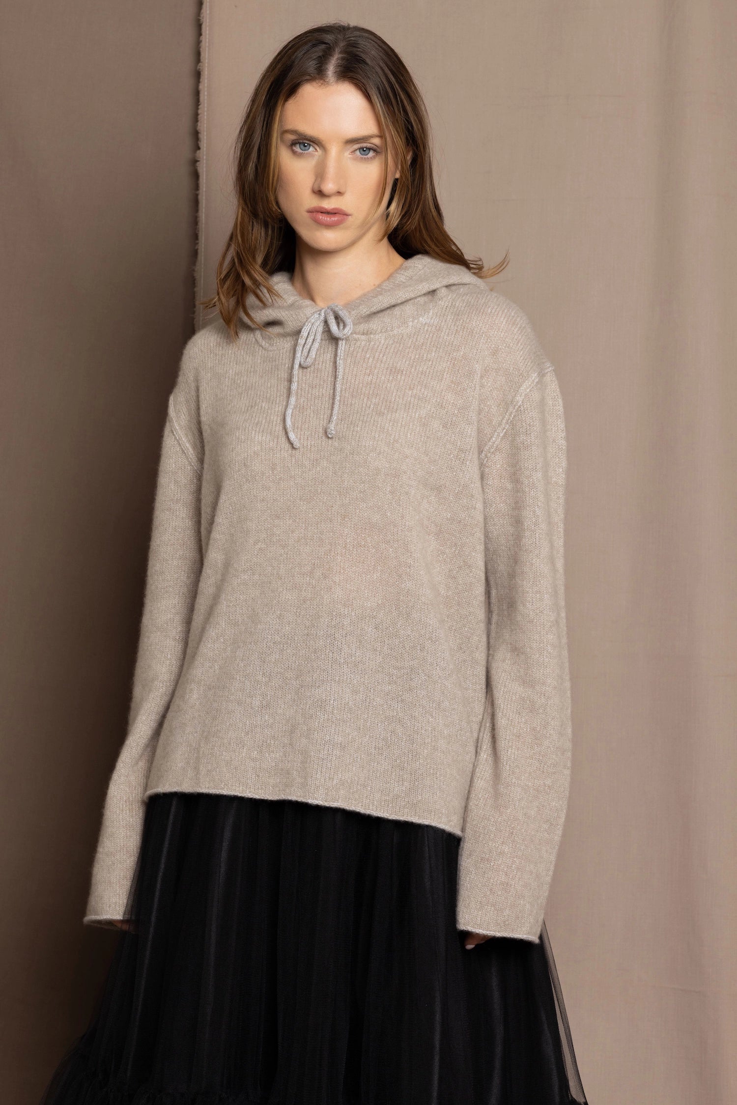 cashmere hoodie sweater in neutral