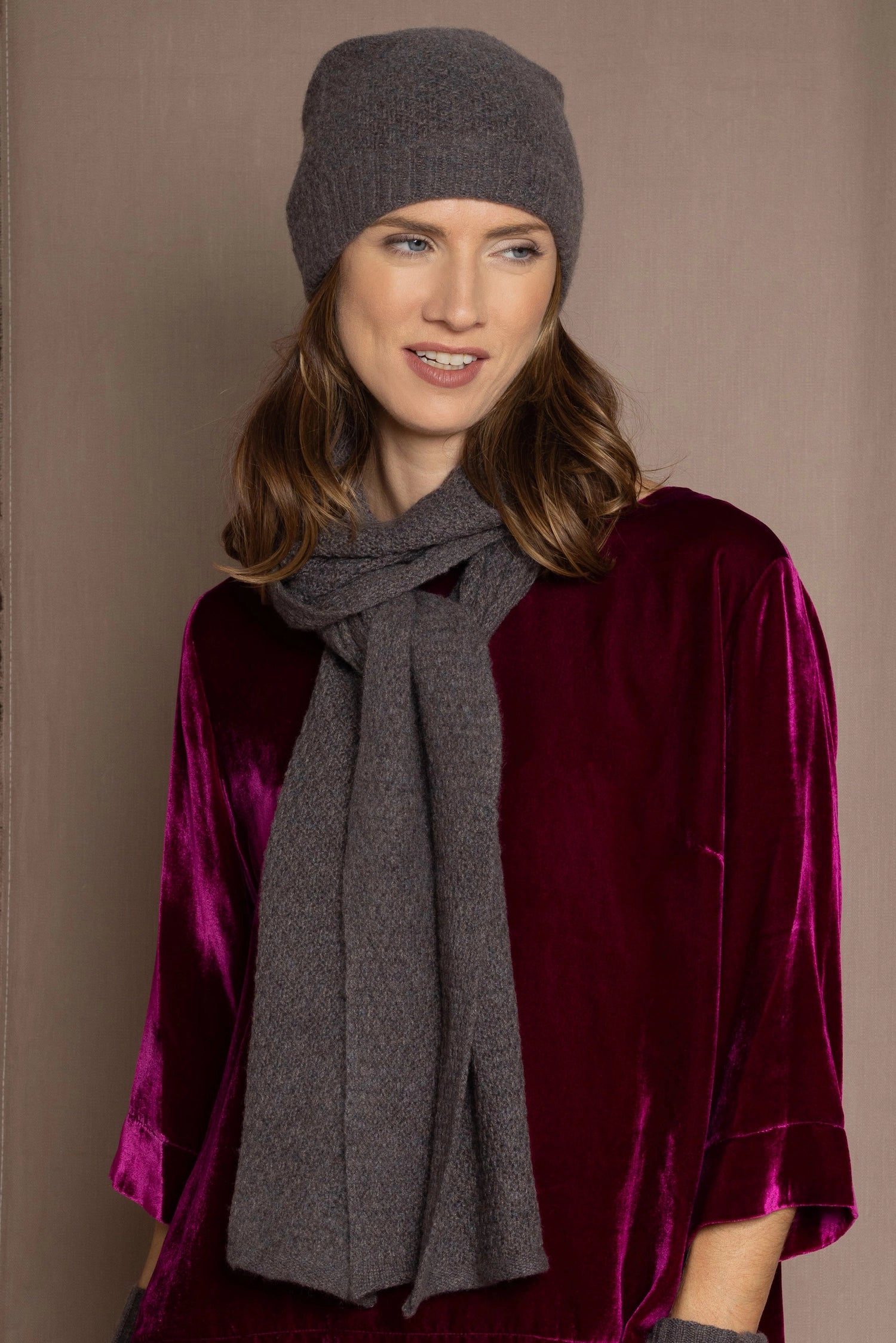 Cashmere Scarf in brown