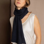 cashmere scarf in blue