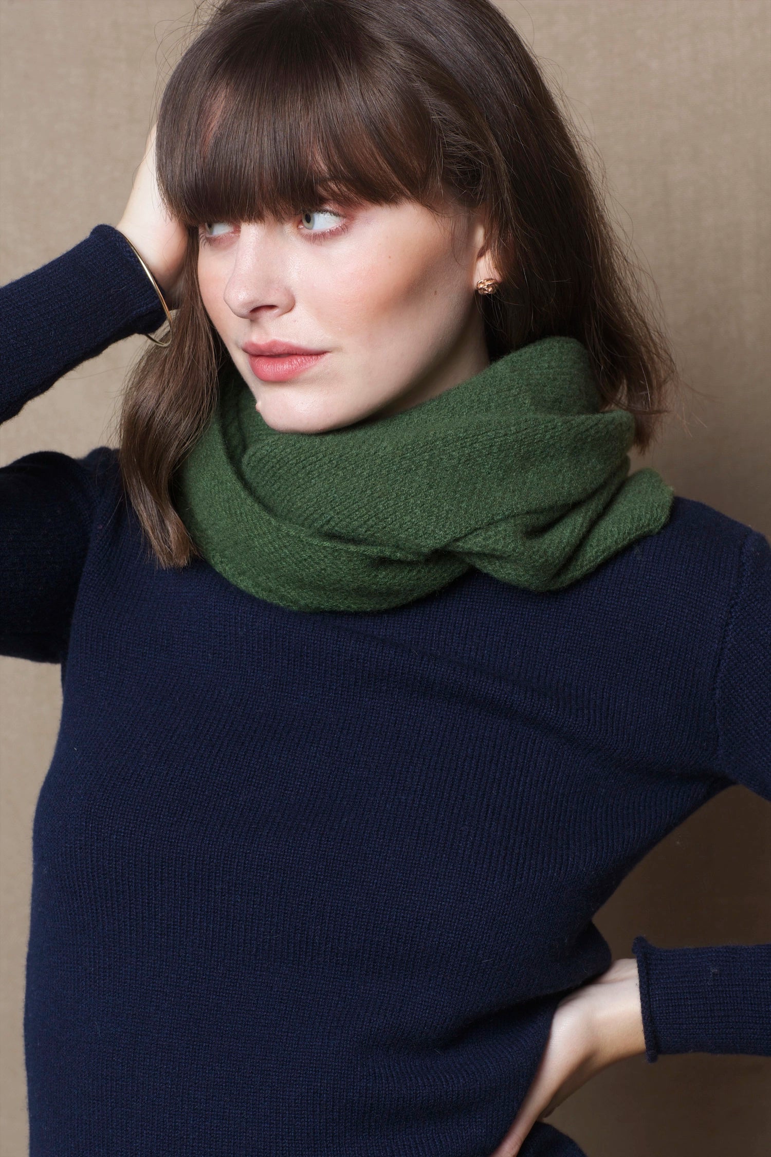 Luxury cashmere snood in green