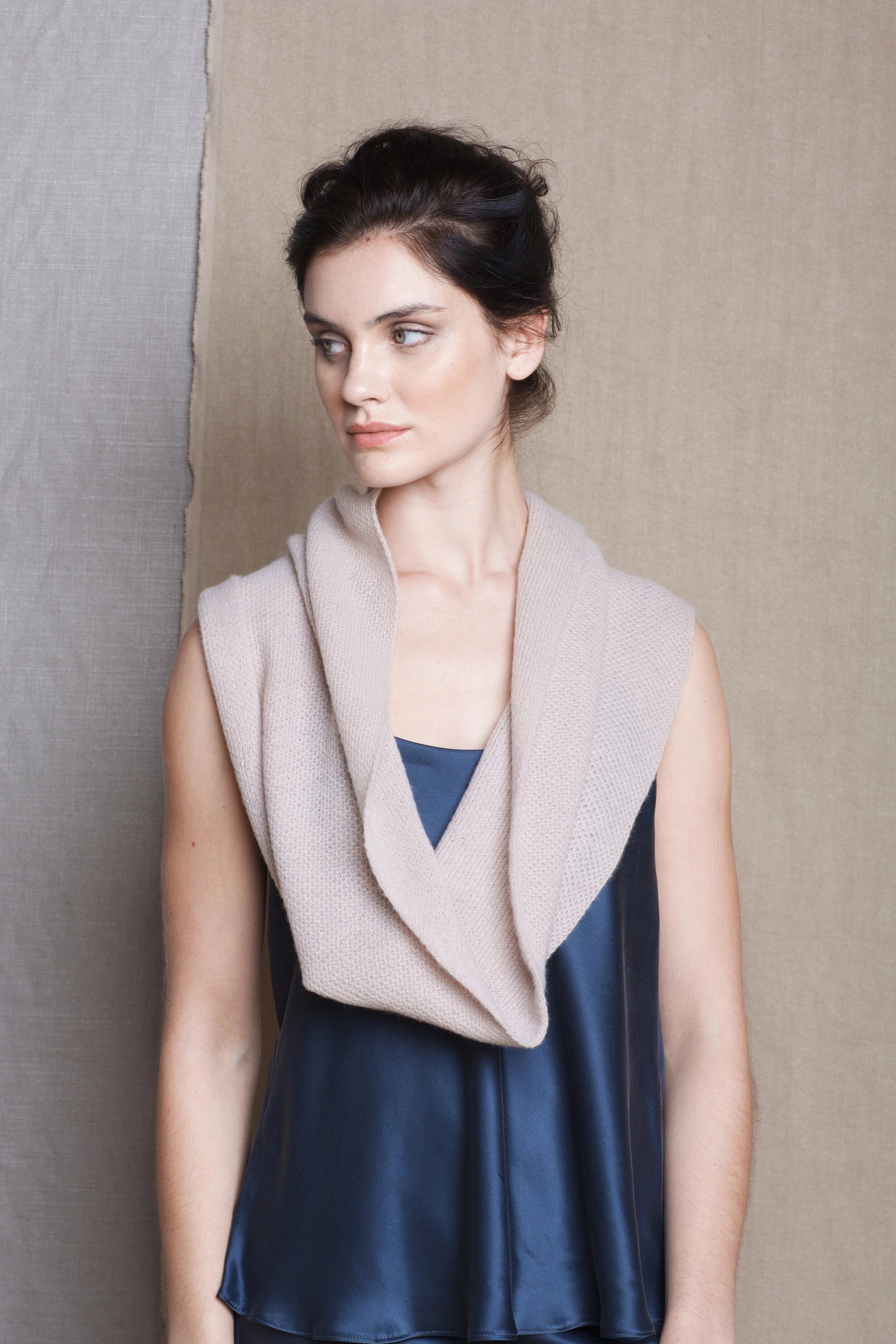 Luxury Cashmere Snood Scarf in Neutral