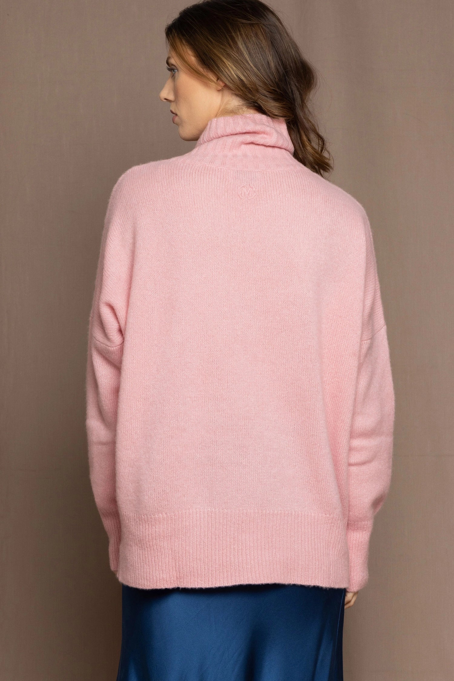 cashmere sweater in pink