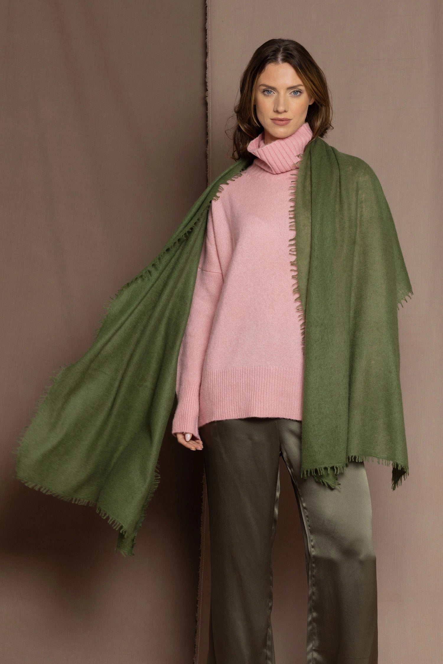 lightweight cashmere shawl in green