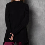 Oversized luxury cashmere sweater in black